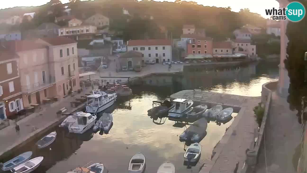 Webcam Live – The harbor and the bay of Veli Lošinj