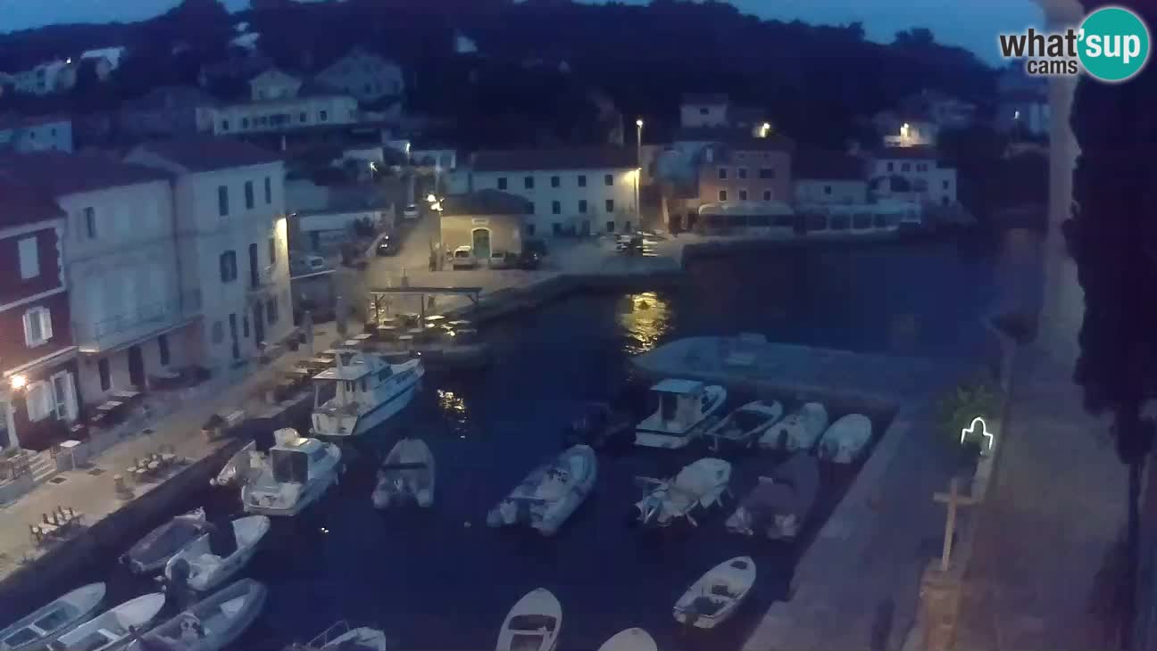 Webkamera u živo – Luka i uvala u Velom Lošinju
