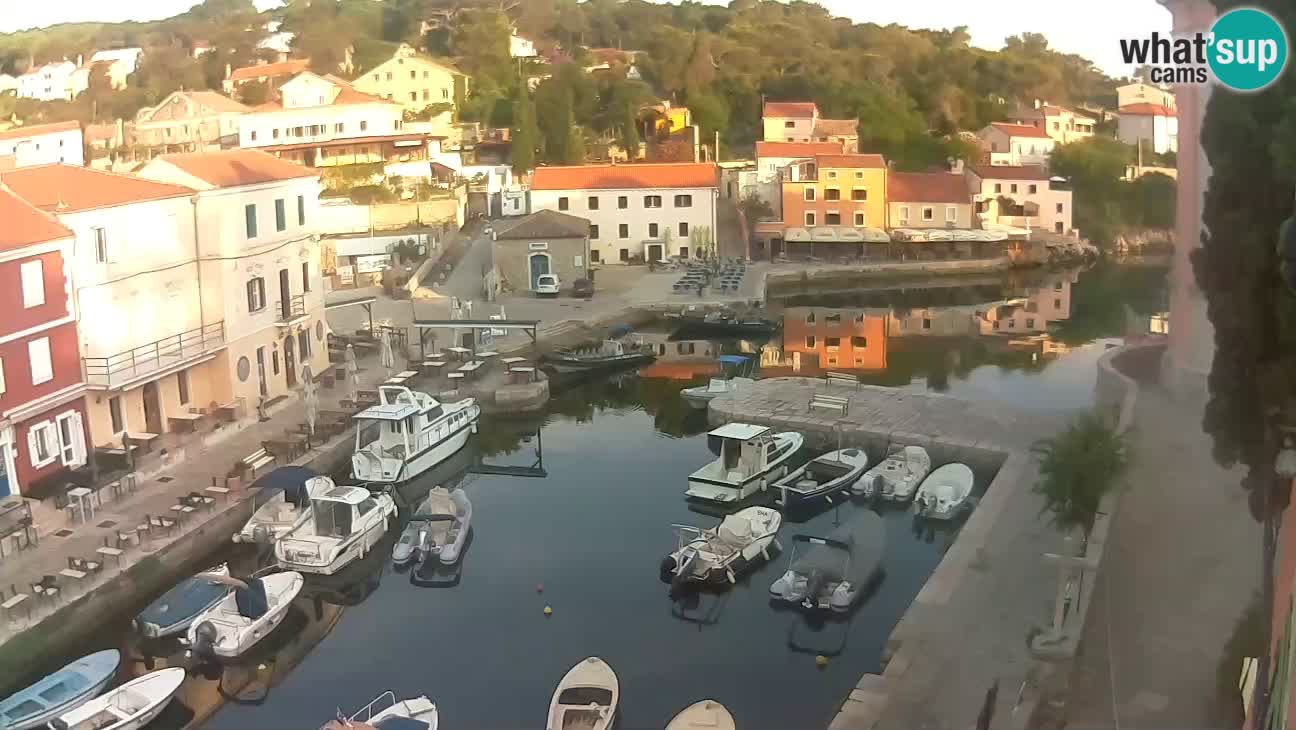 Webcam Live – The harbor and the bay of Veli Lošinj