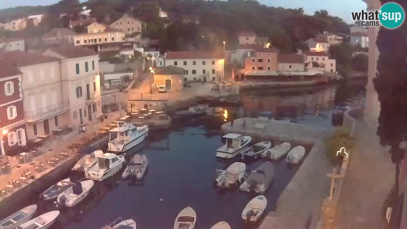 Webcam Live – The harbor and the bay of Veli Lošinj