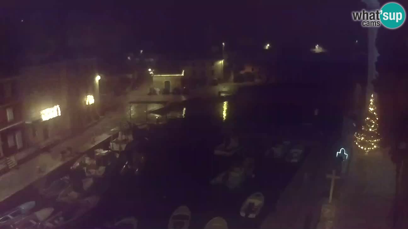 Webcam dal vivo – Il porticciolo e la baia di Lussingrande