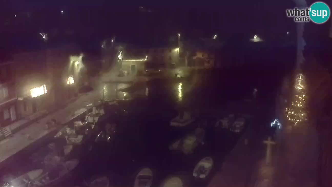 Spletna kamera – Pristanišče in zaliv v Velem Lošinju