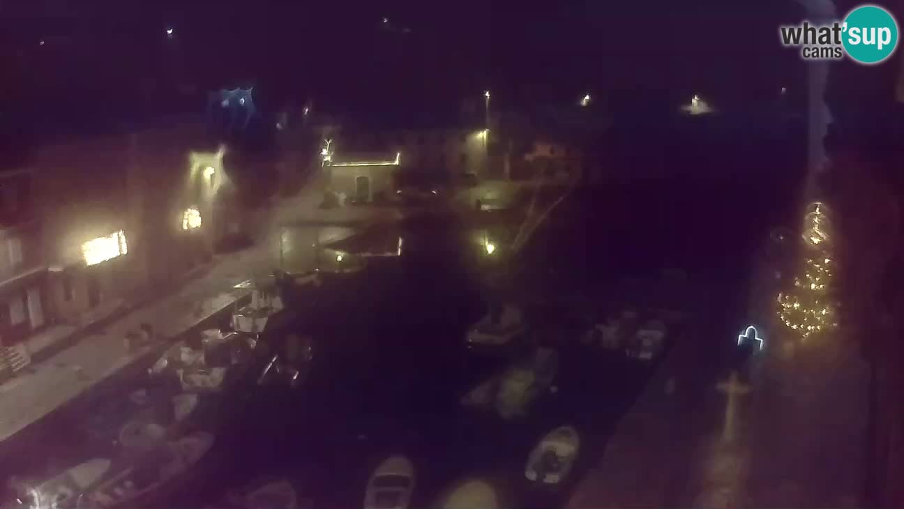 Webkamera u živo – Luka i uvala u Velom Lošinju