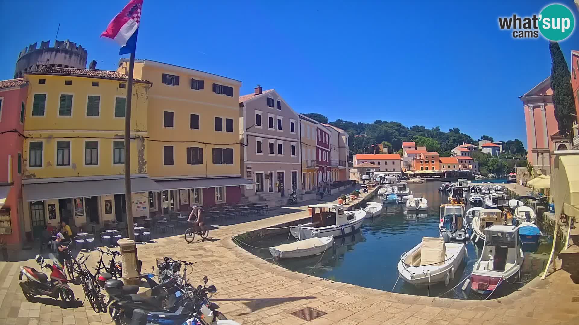 Webcam Streaming – El puerto de Veli Lošinj