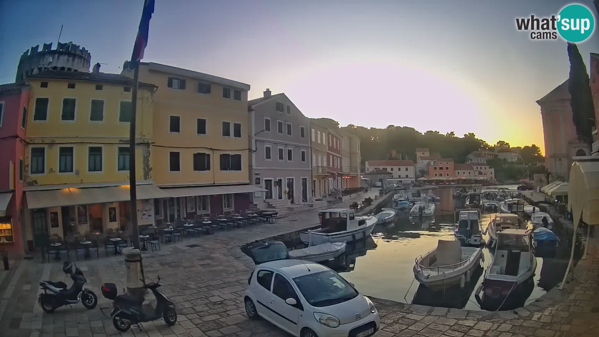 Webcam Streaming – El puerto de Veli Lošinj
