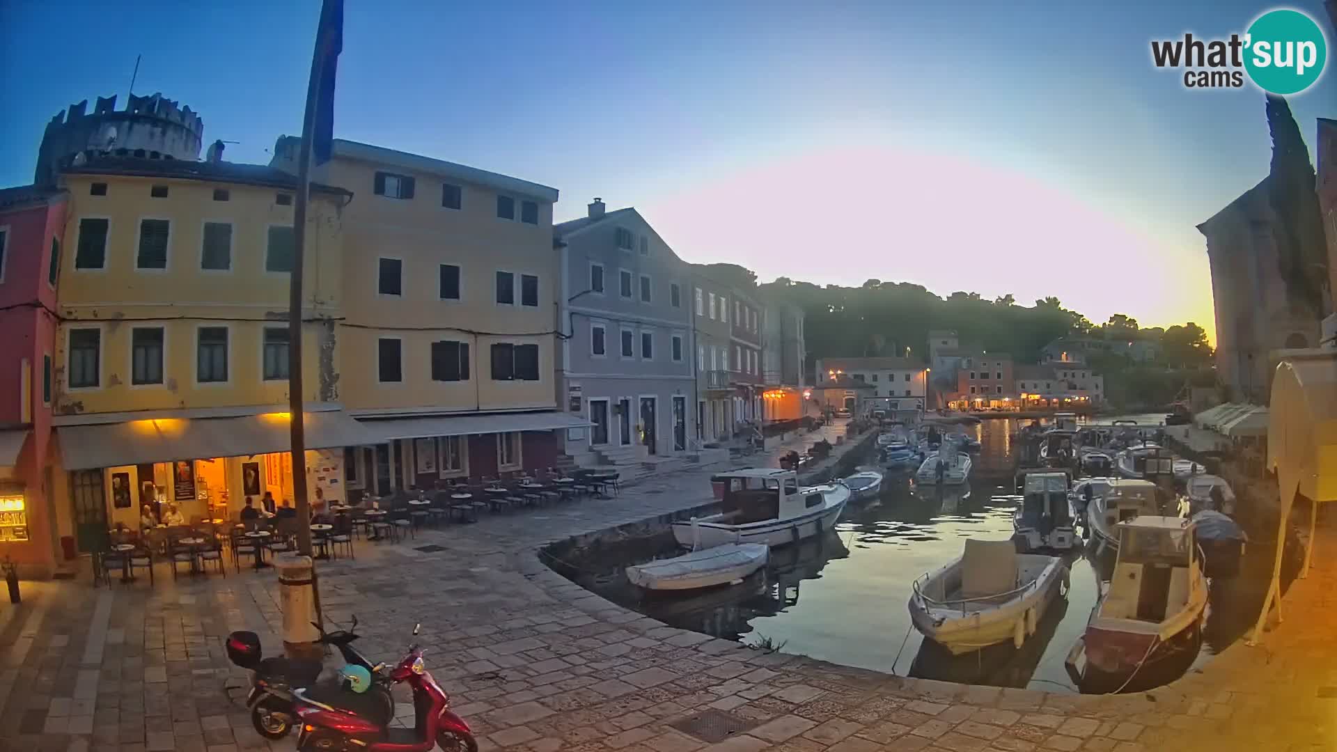 Webcam Streaming – El puerto de Veli Lošinj