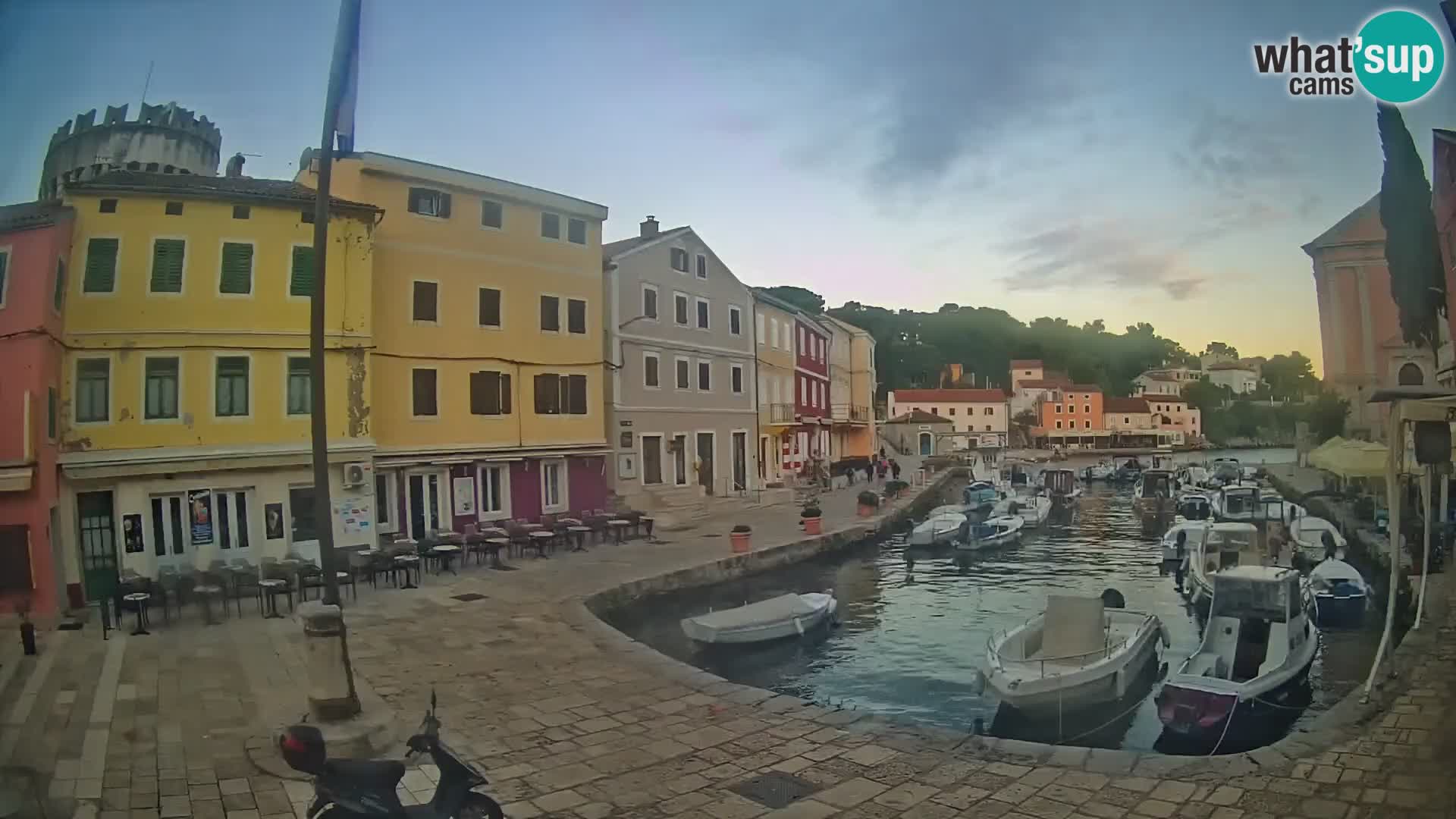 Webcam Streaming – El puerto de Veli Lošinj