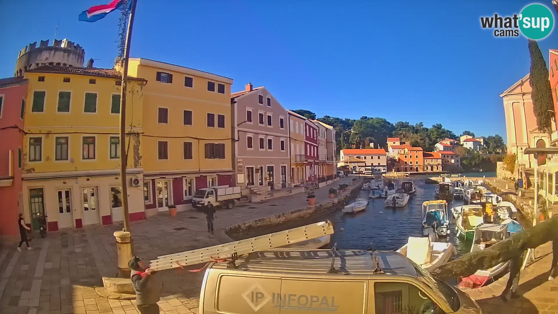 Webcam Streaming – El puerto de Veli Lošinj