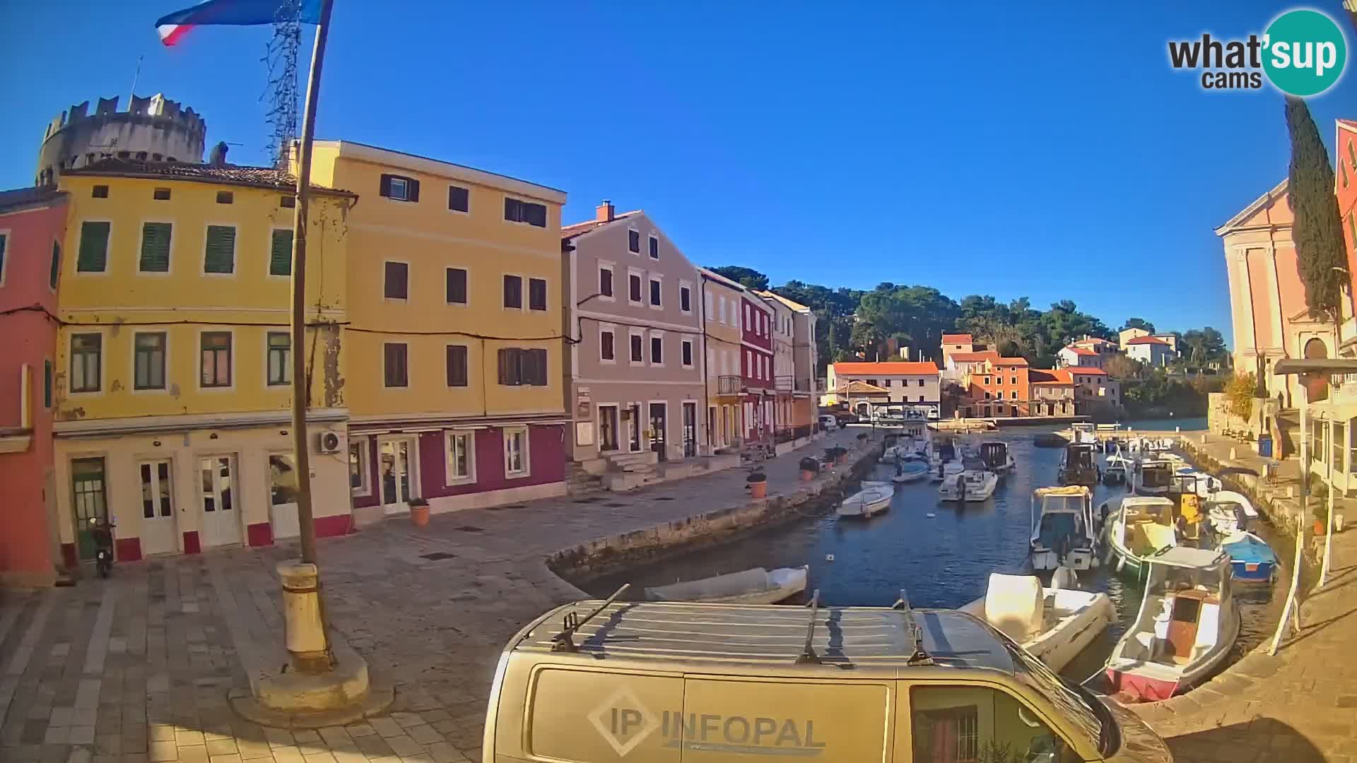 Webcam Streaming – El puerto de Veli Lošinj