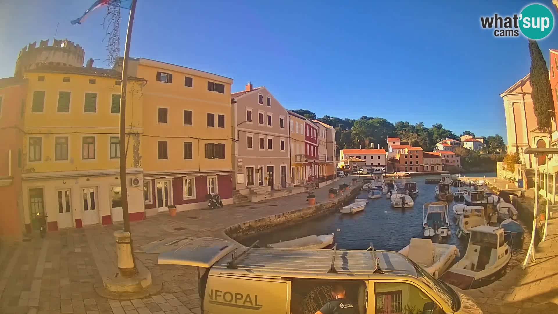 Webcam Streaming – El puerto de Veli Lošinj