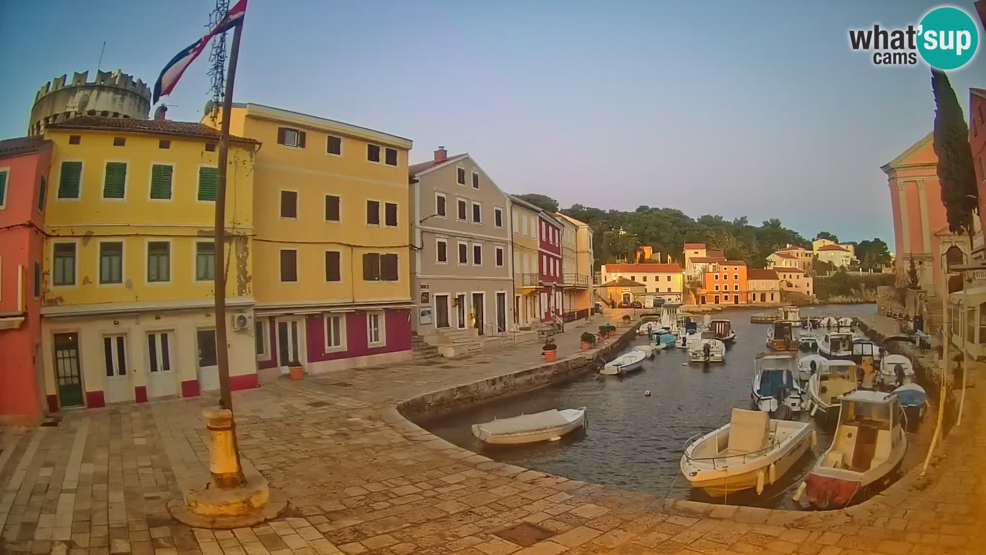 Webcam Live – The harbor of Veli Lošinj