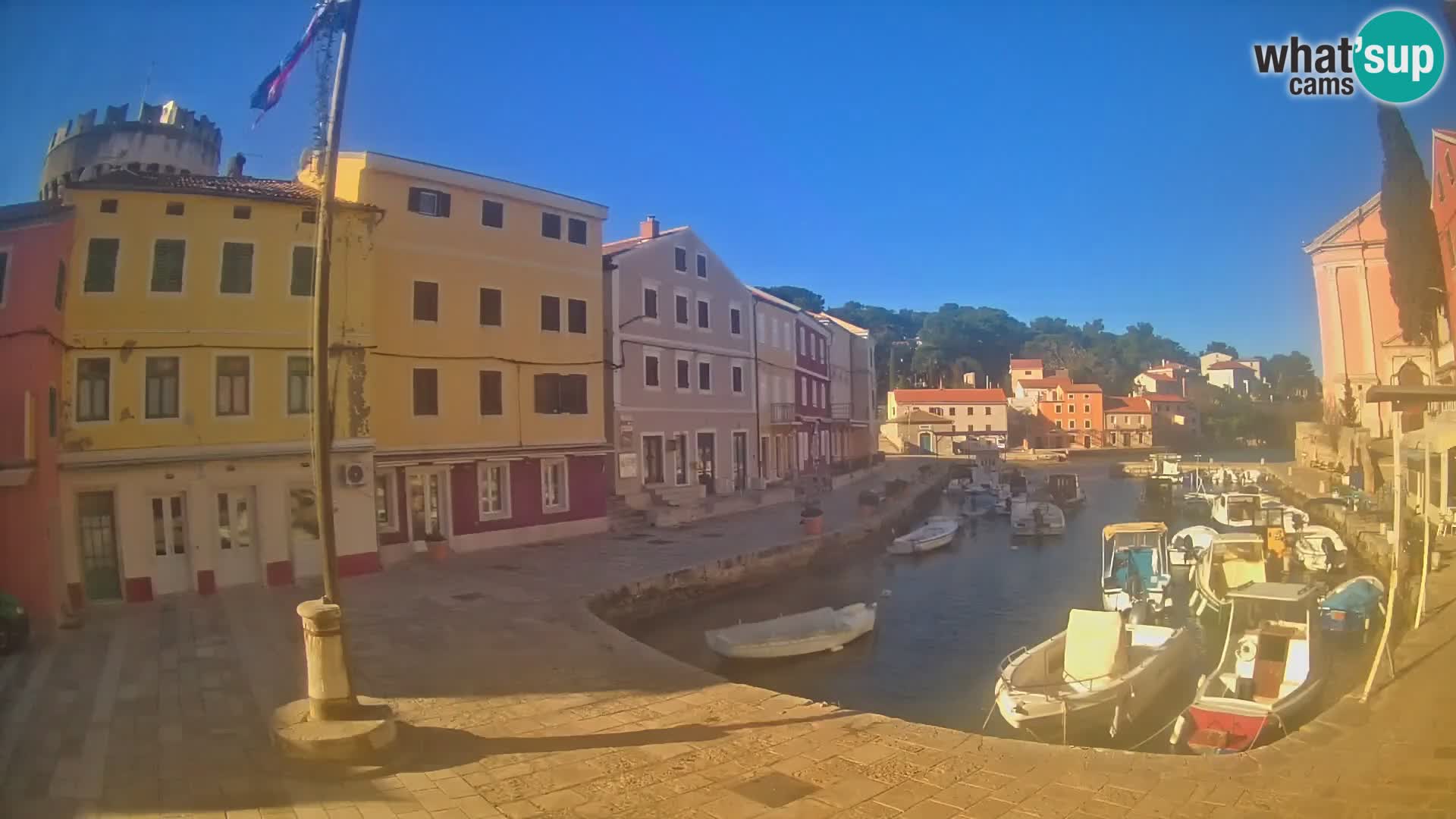 Webcam Live – The harbor of Veli Lošinj