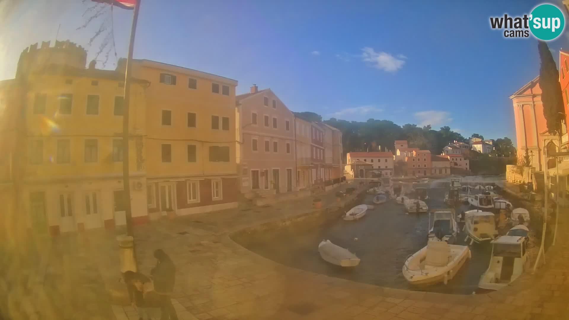 Webcam Live – The harbor of Veli Lošinj