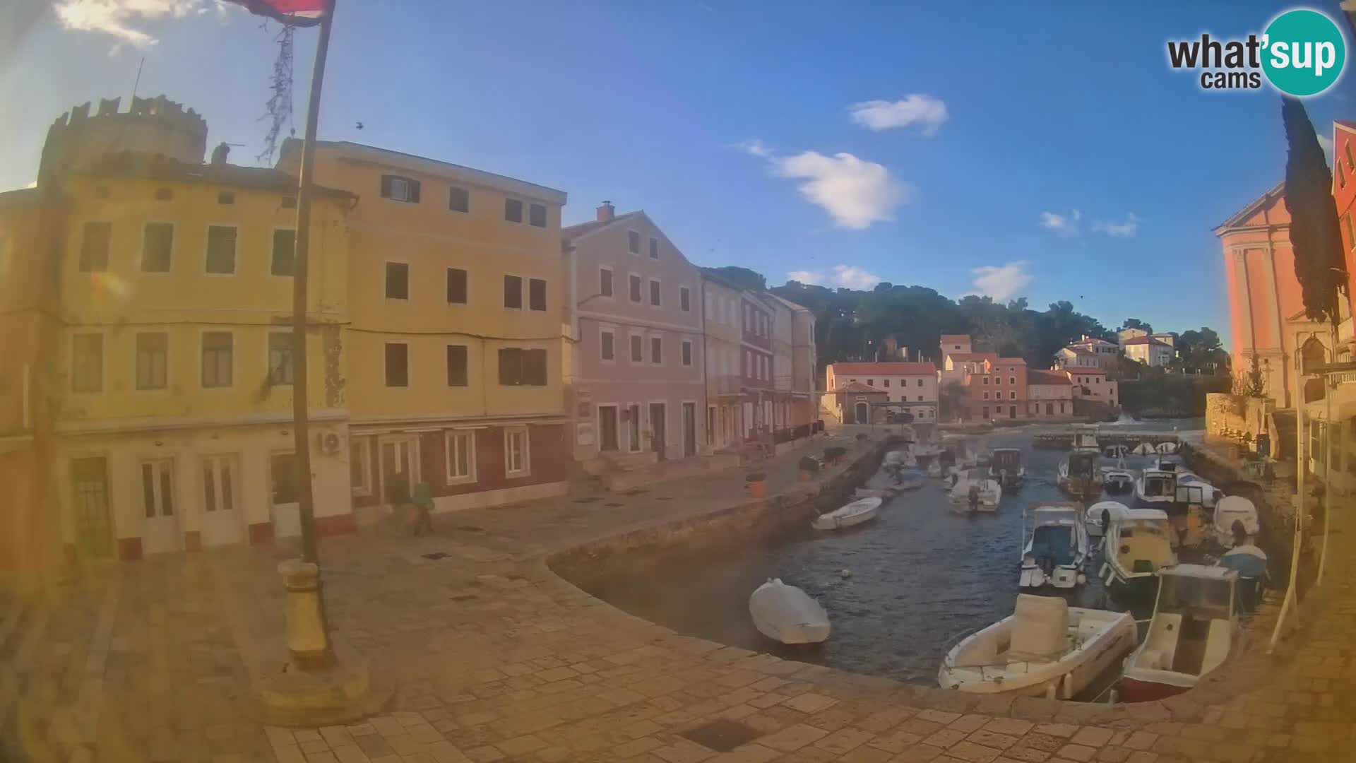 Webcam Live – The harbor of Veli Lošinj