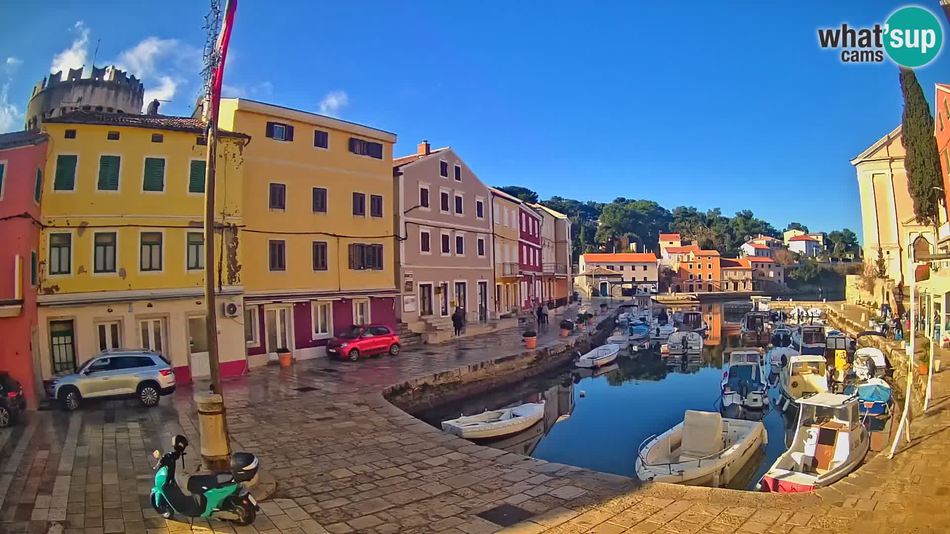 Webcam Live – The harbor of Veli Lošinj