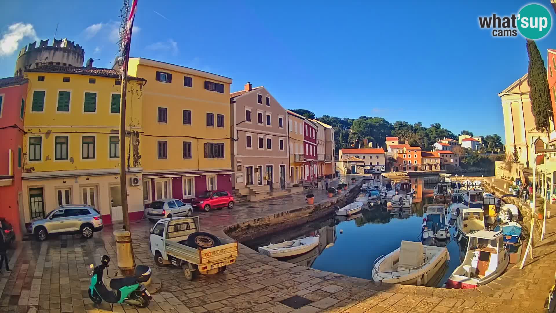 Webcam Live – The harbor of Veli Lošinj