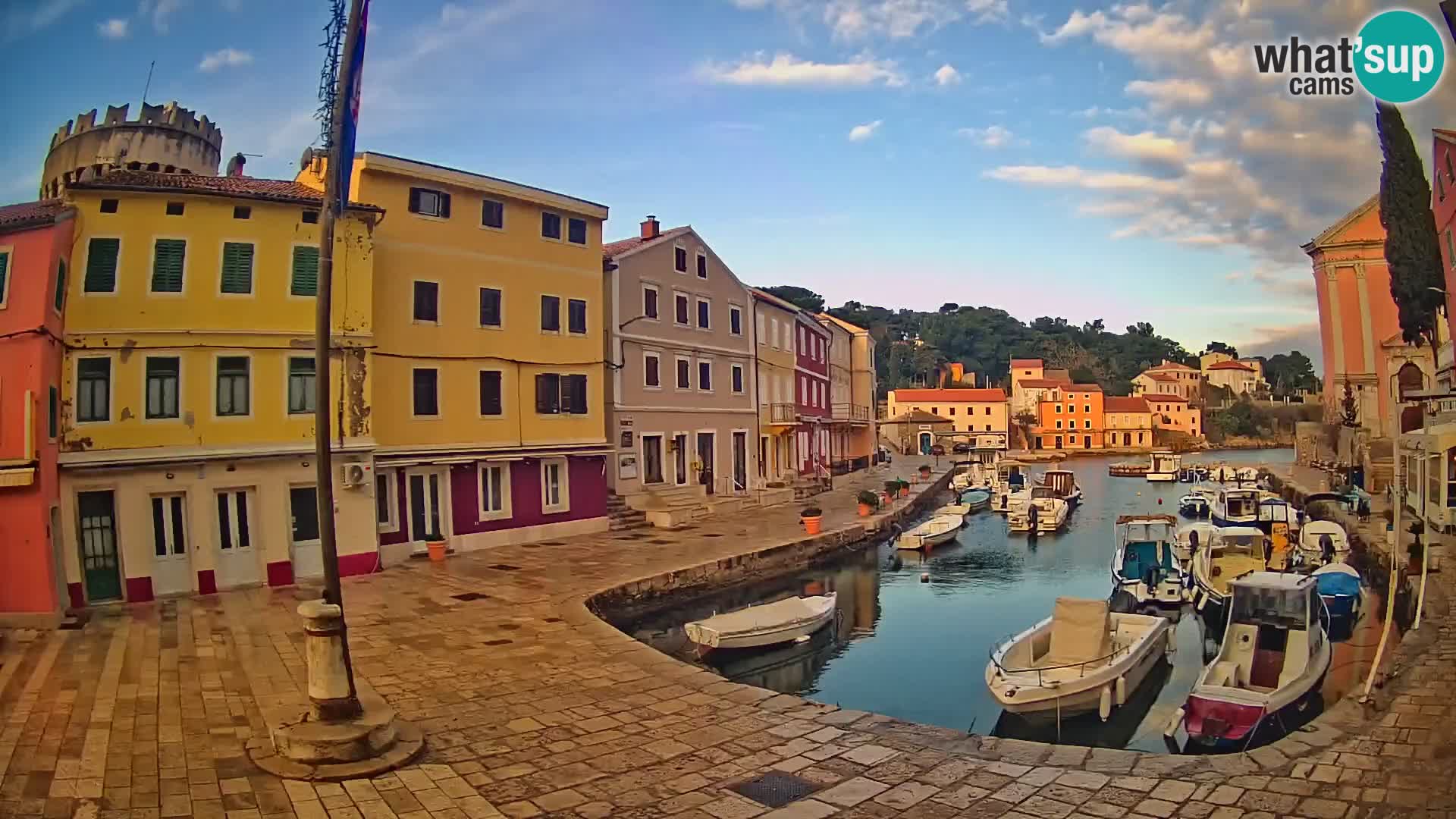 Webcam Streaming – El puerto de Veli Lošinj