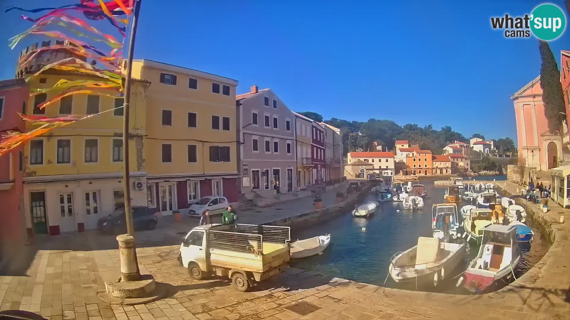 Webcam Streaming – El puerto de Veli Lošinj