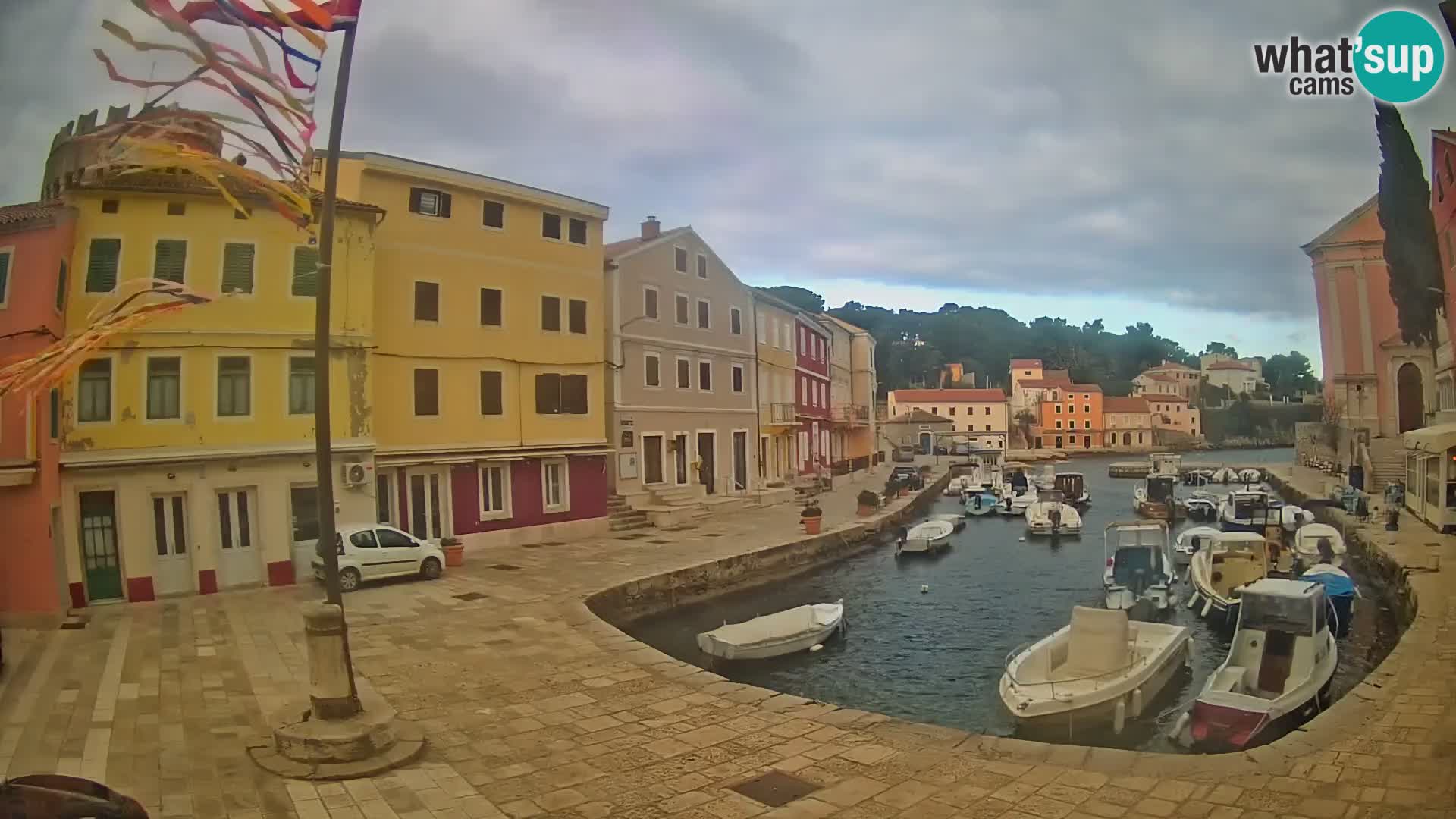 Webcam Live – The harbor of Veli Lošinj