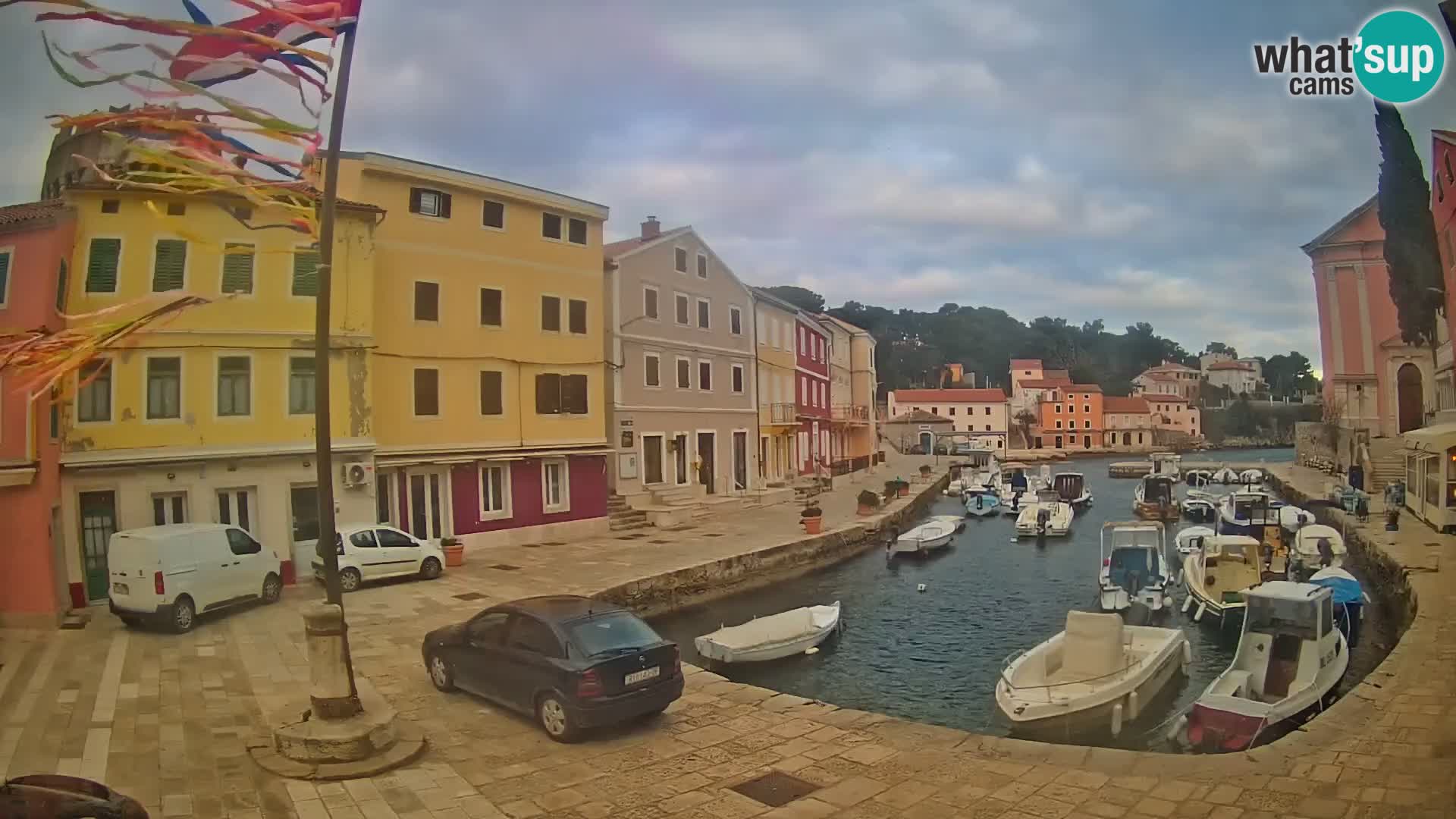 Webcam Live – The harbor of Veli Lošinj