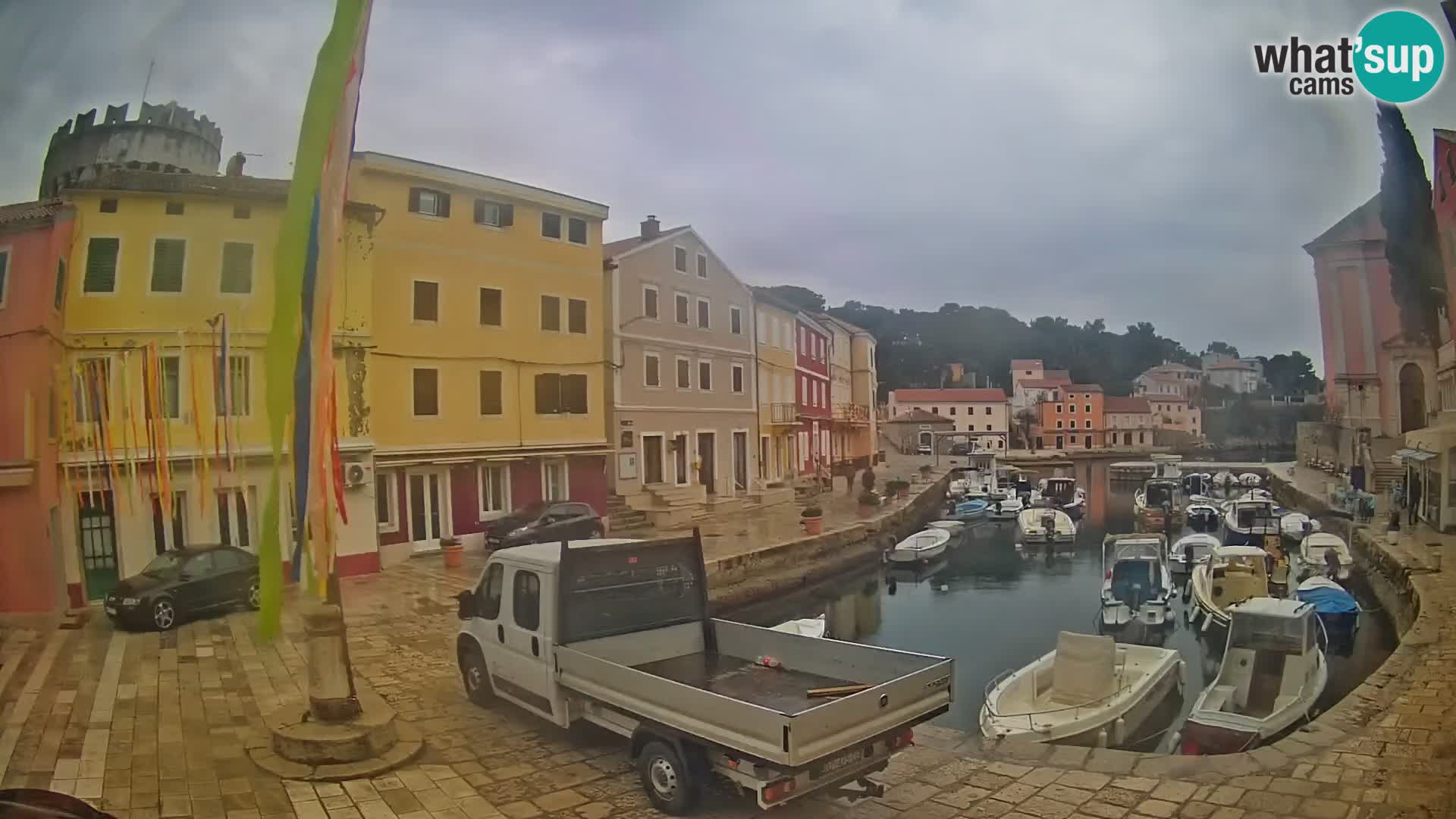 Webcam Live – The harbor of Veli Lošinj