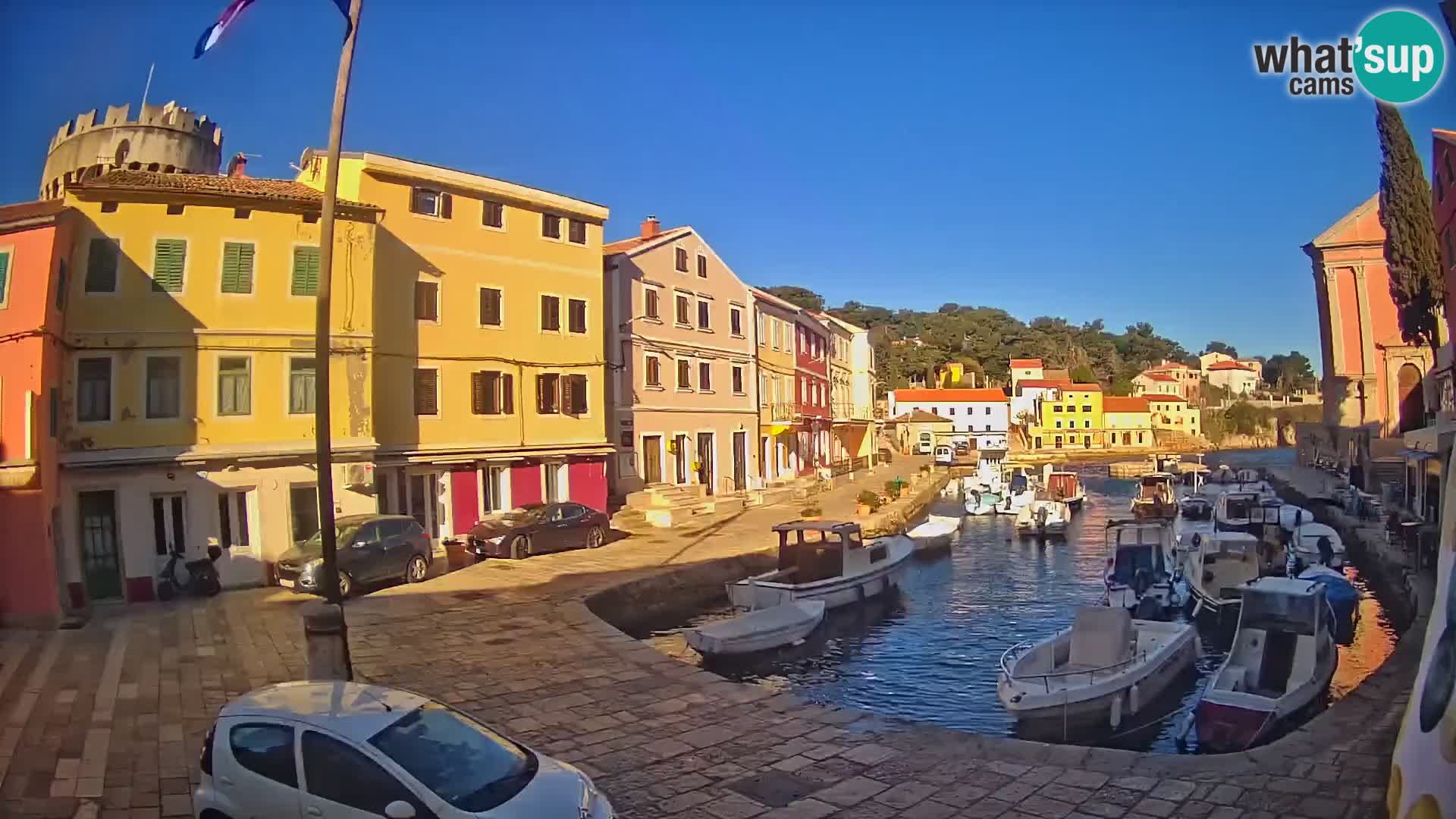 Webcam Streaming – El puerto de Veli Lošinj