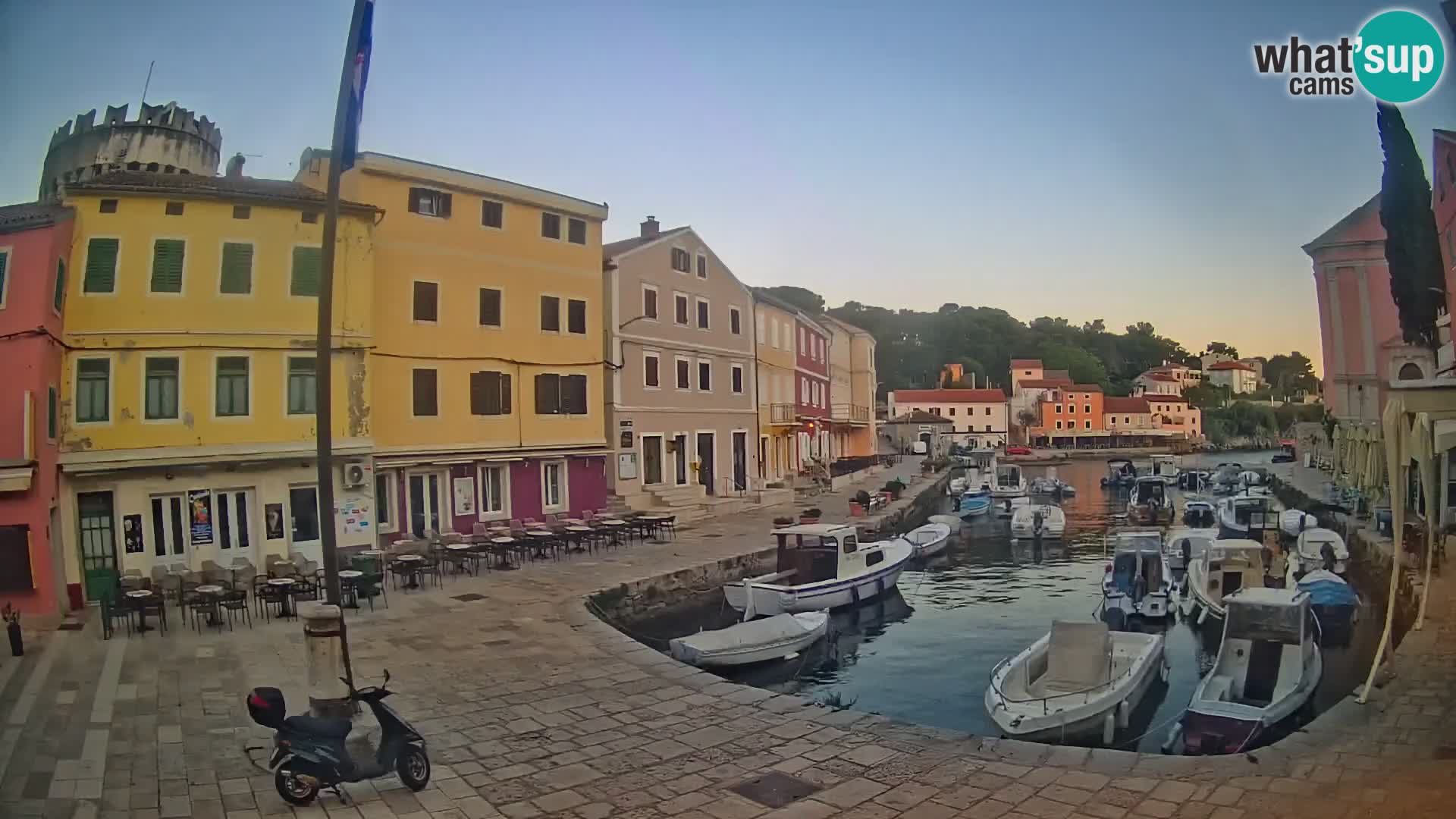 Webcam Live – The harbor of Veli Lošinj