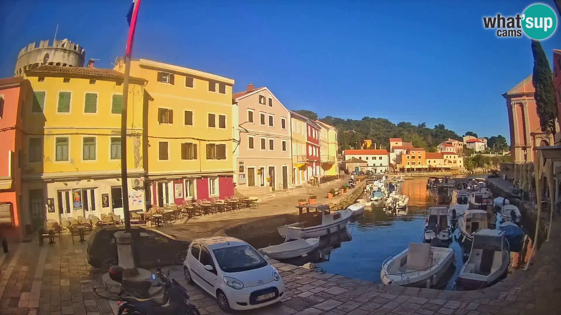 Webcam Live – The harbor of Veli Lošinj
