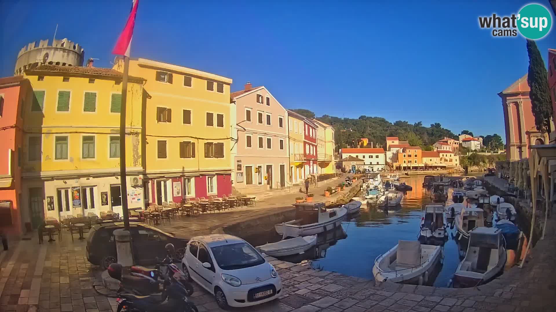 Webcam Streaming – El puerto de Veli Lošinj