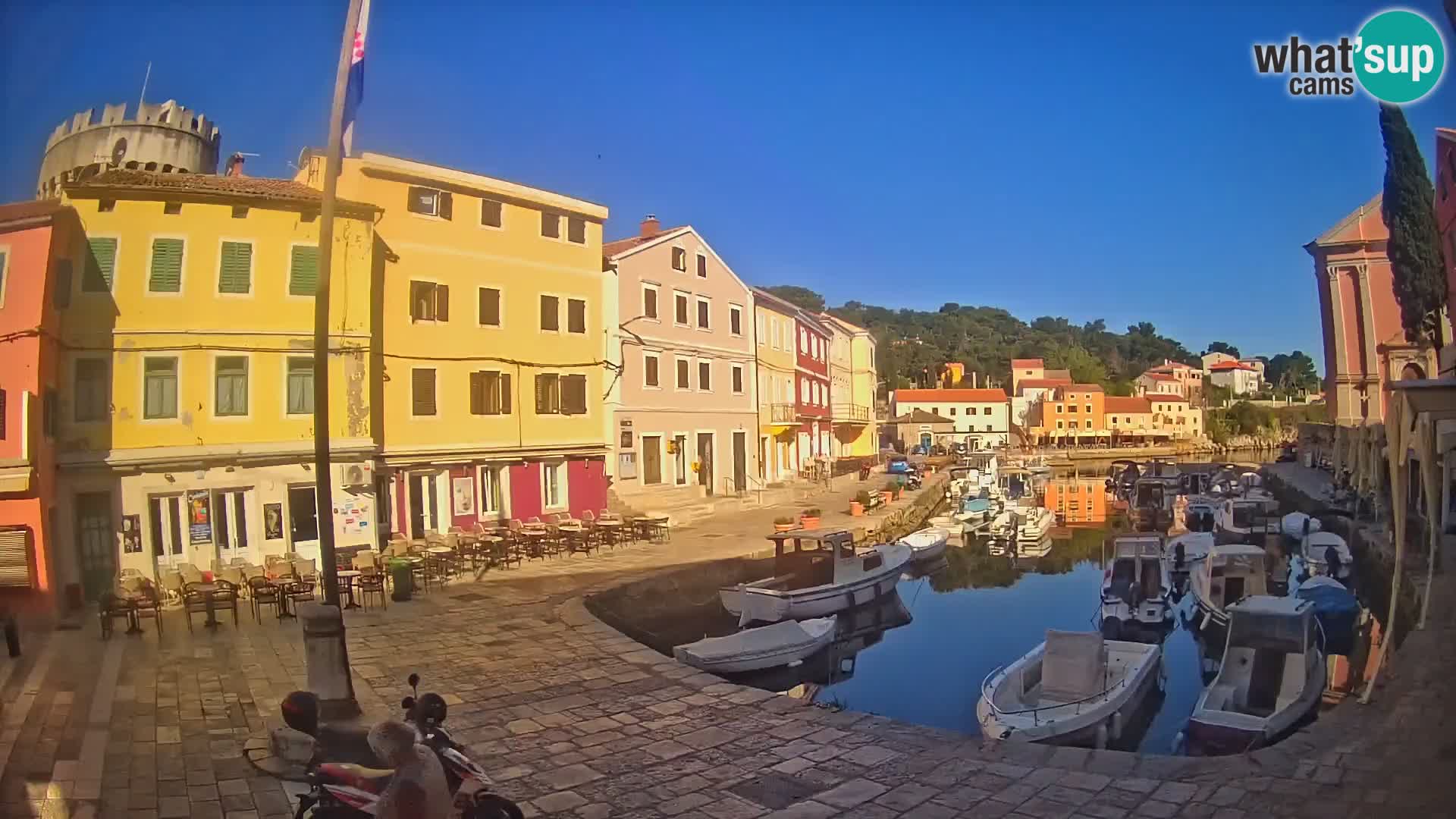 Webcam Live – The harbor of Veli Lošinj