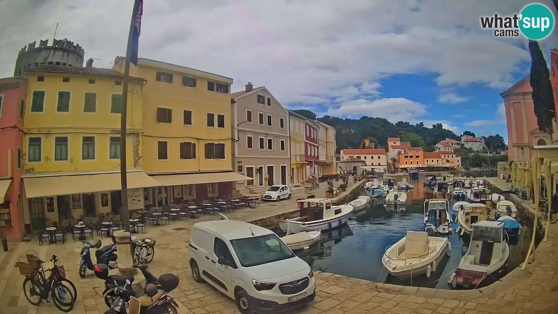 Webcam Live – The harbor of Veli Lošinj