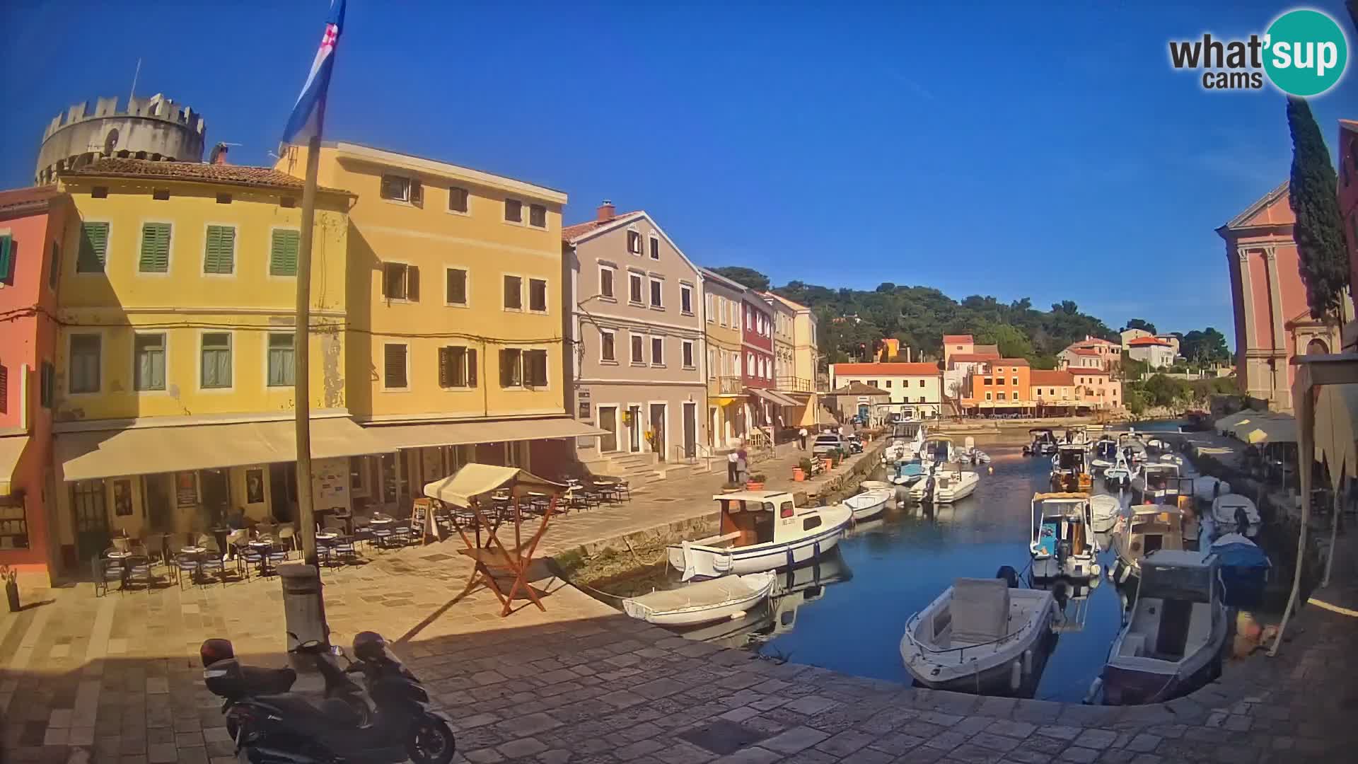 Webcam Streaming – El puerto de Veli Lošinj