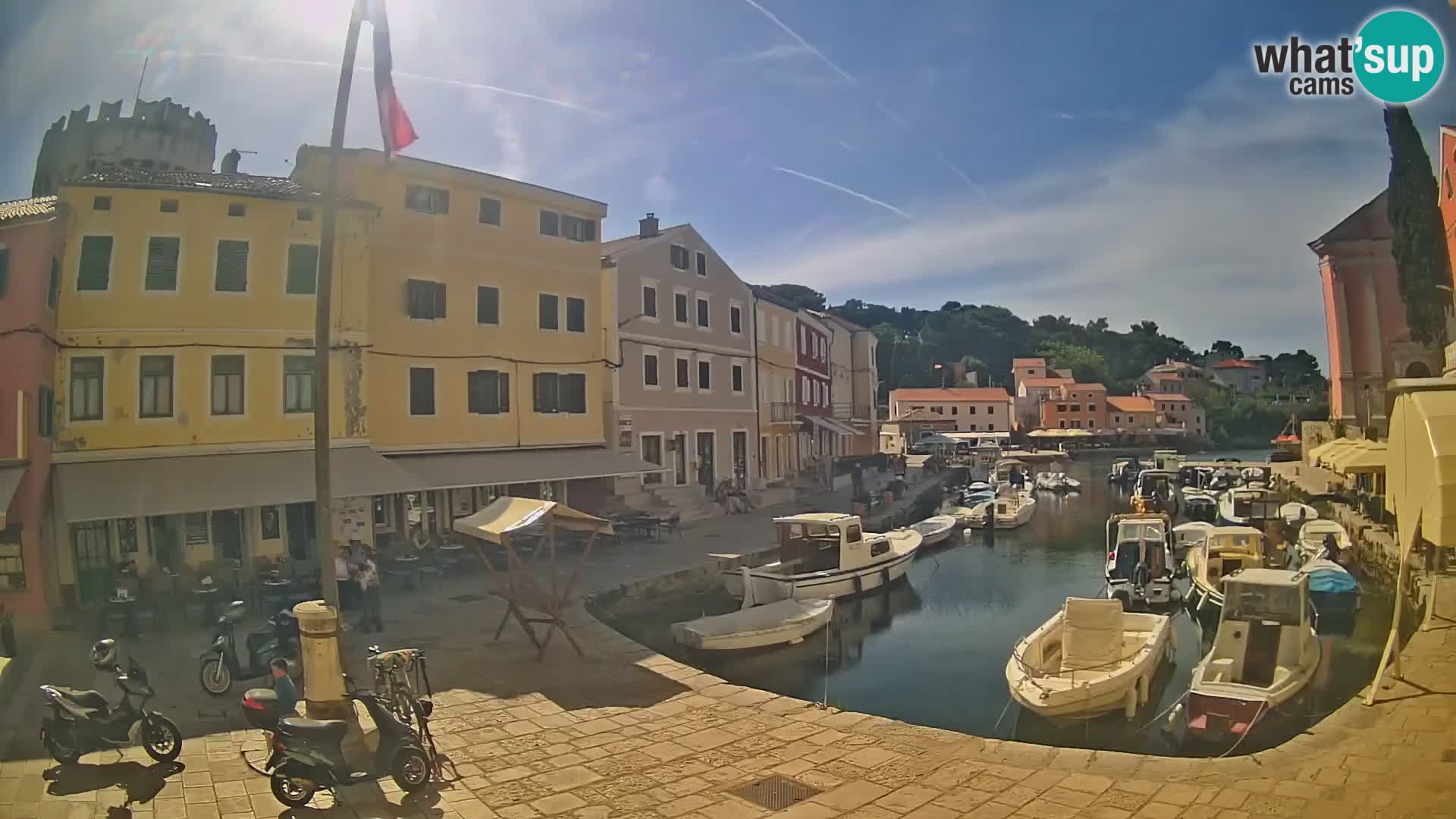 Webcam Streaming – El puerto de Veli Lošinj