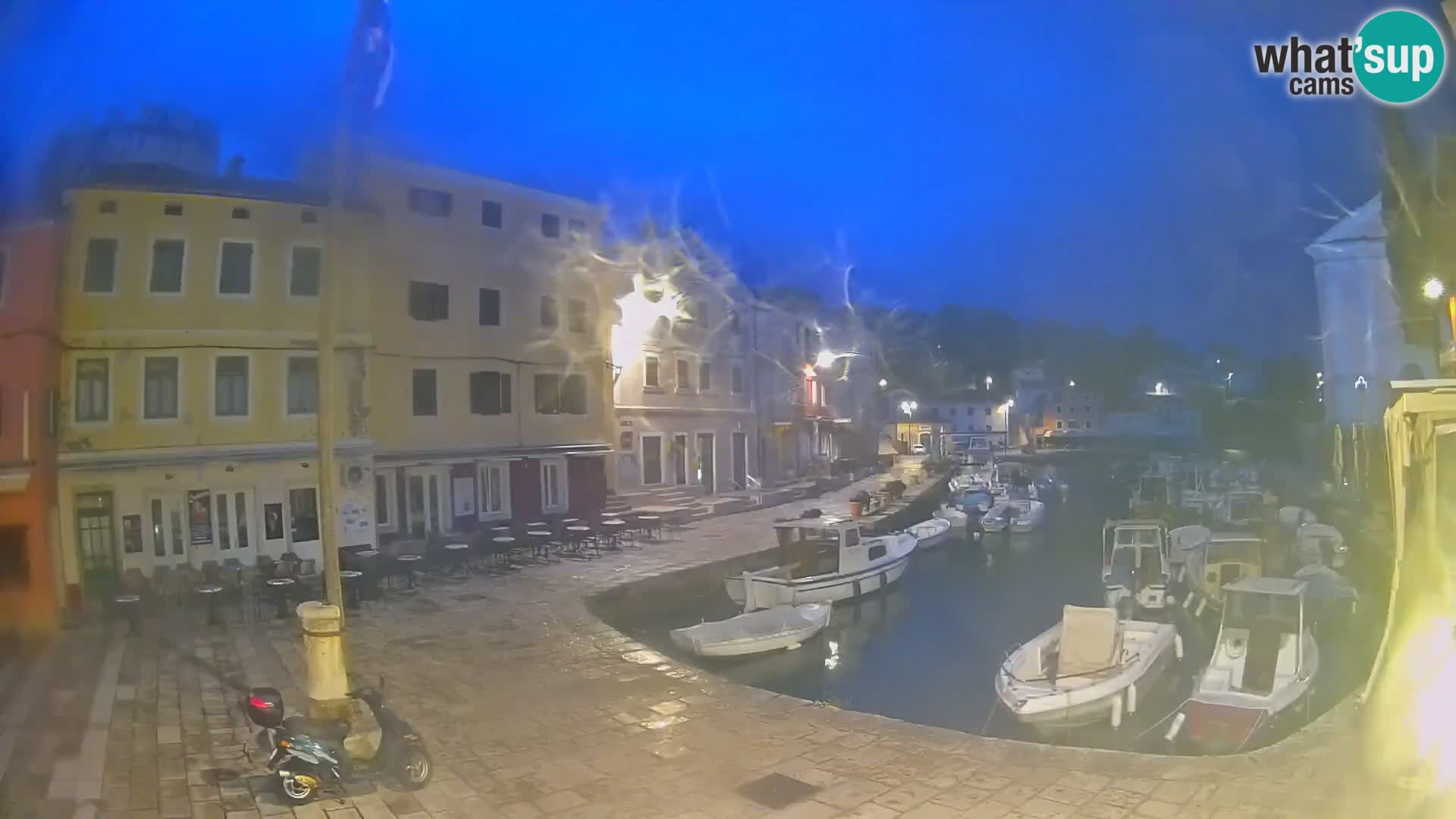 Webcam Streaming – El puerto de Veli Lošinj