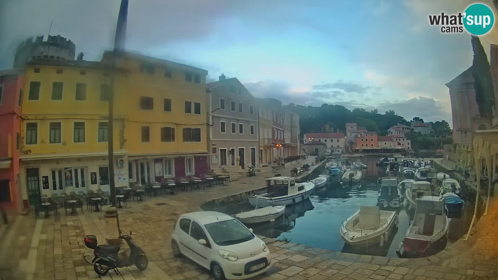Webcam Streaming – El puerto de Veli Lošinj