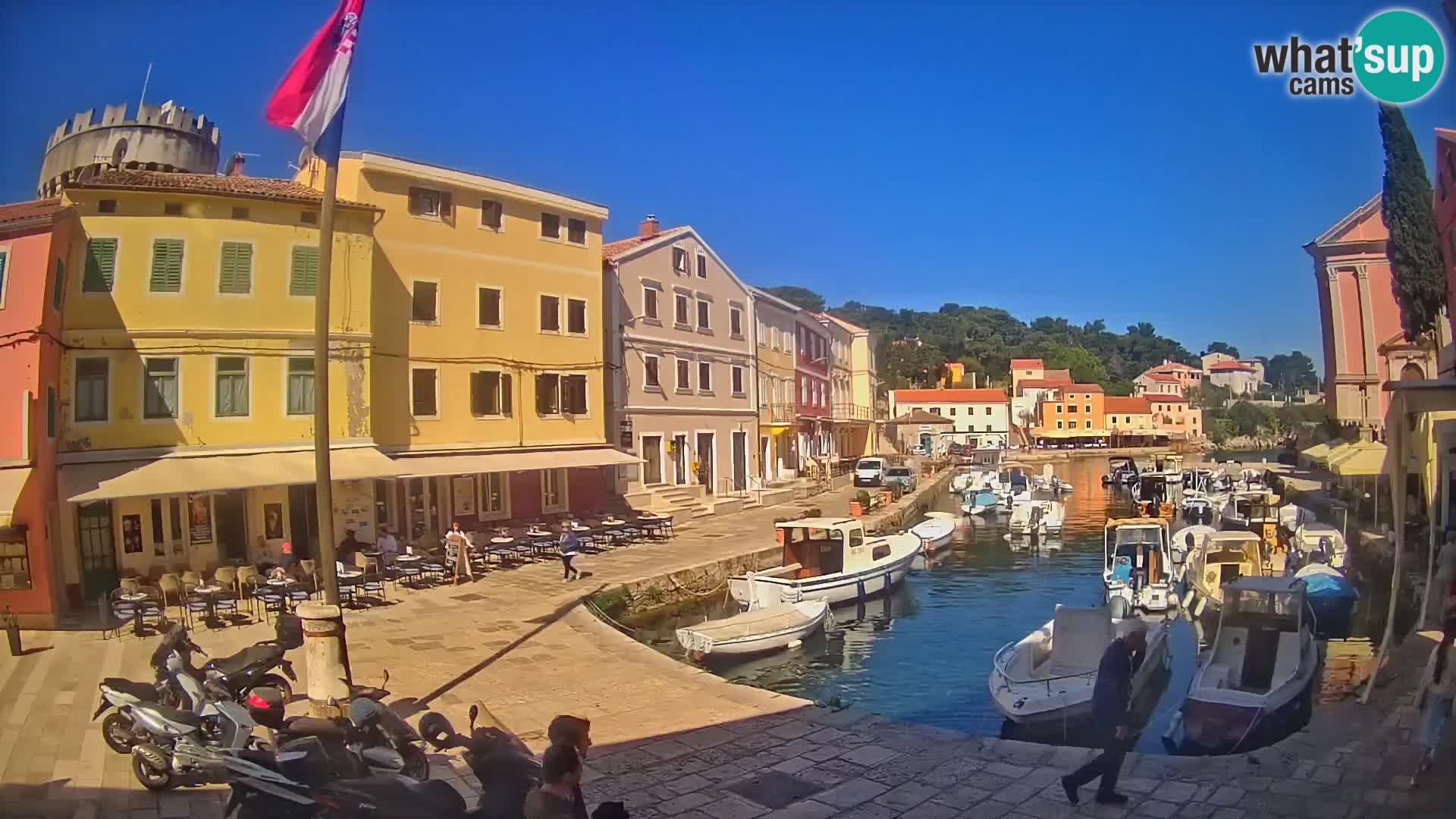 Webcam Live – The harbor of Veli Lošinj
