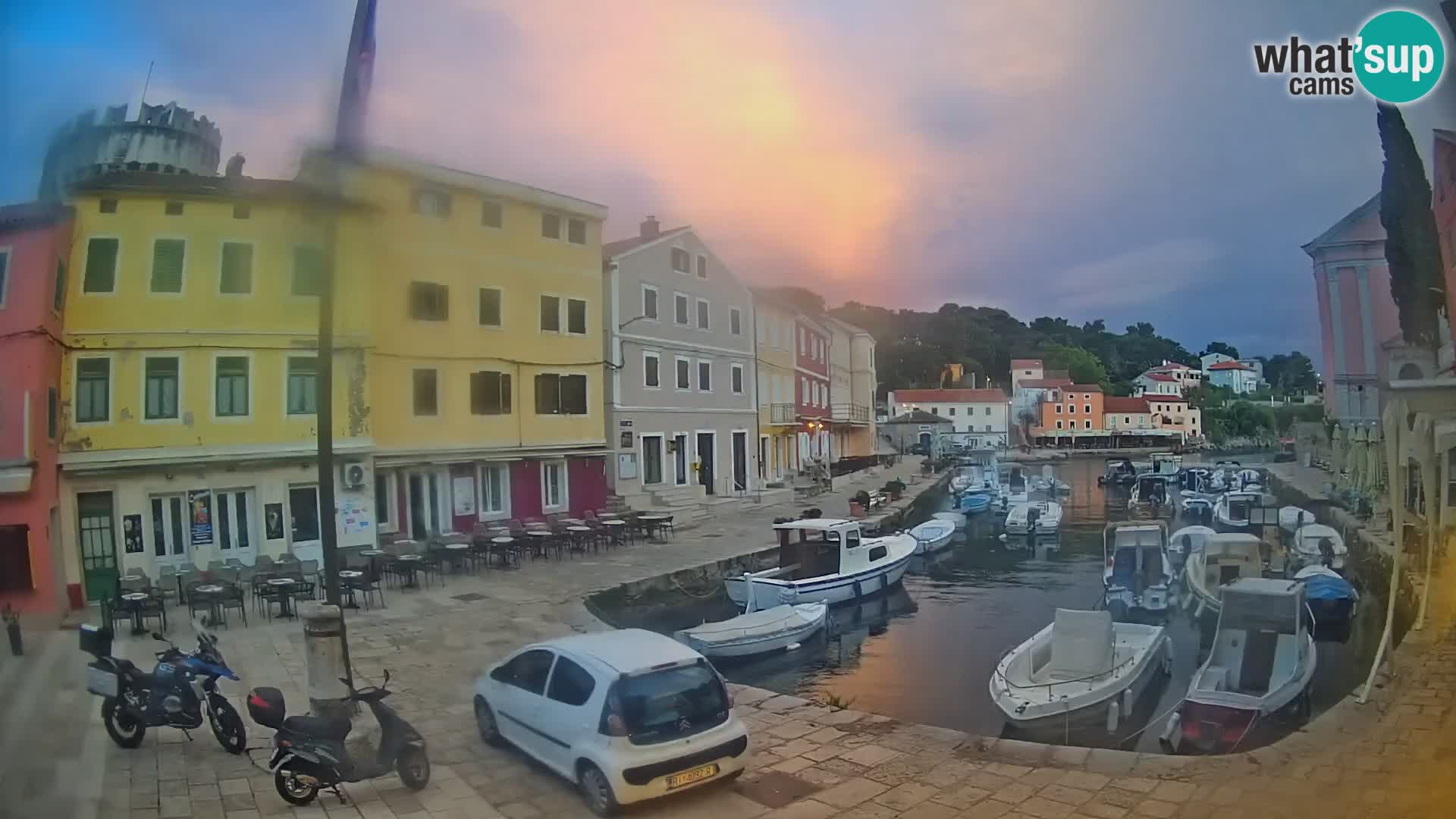 Webcam Live – The harbor of Veli Lošinj