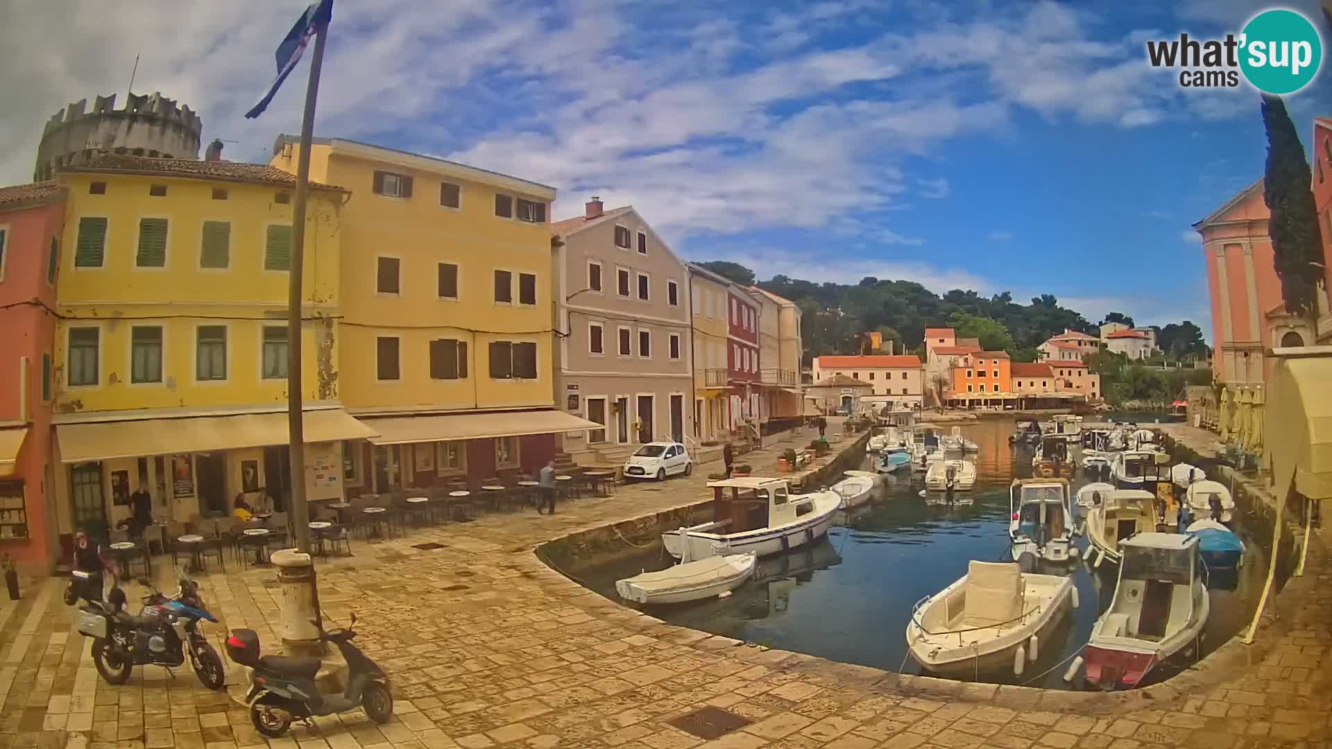 Webcam Streaming – El puerto de Veli Lošinj