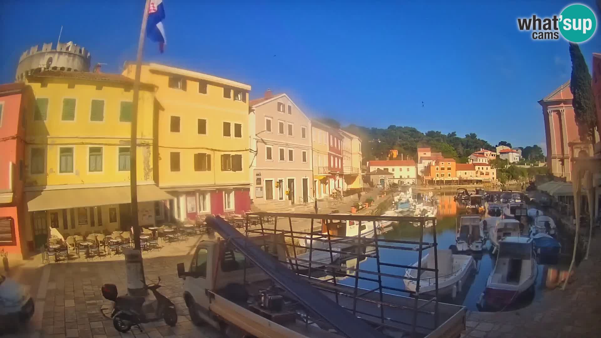 Webcam Streaming – El puerto de Veli Lošinj