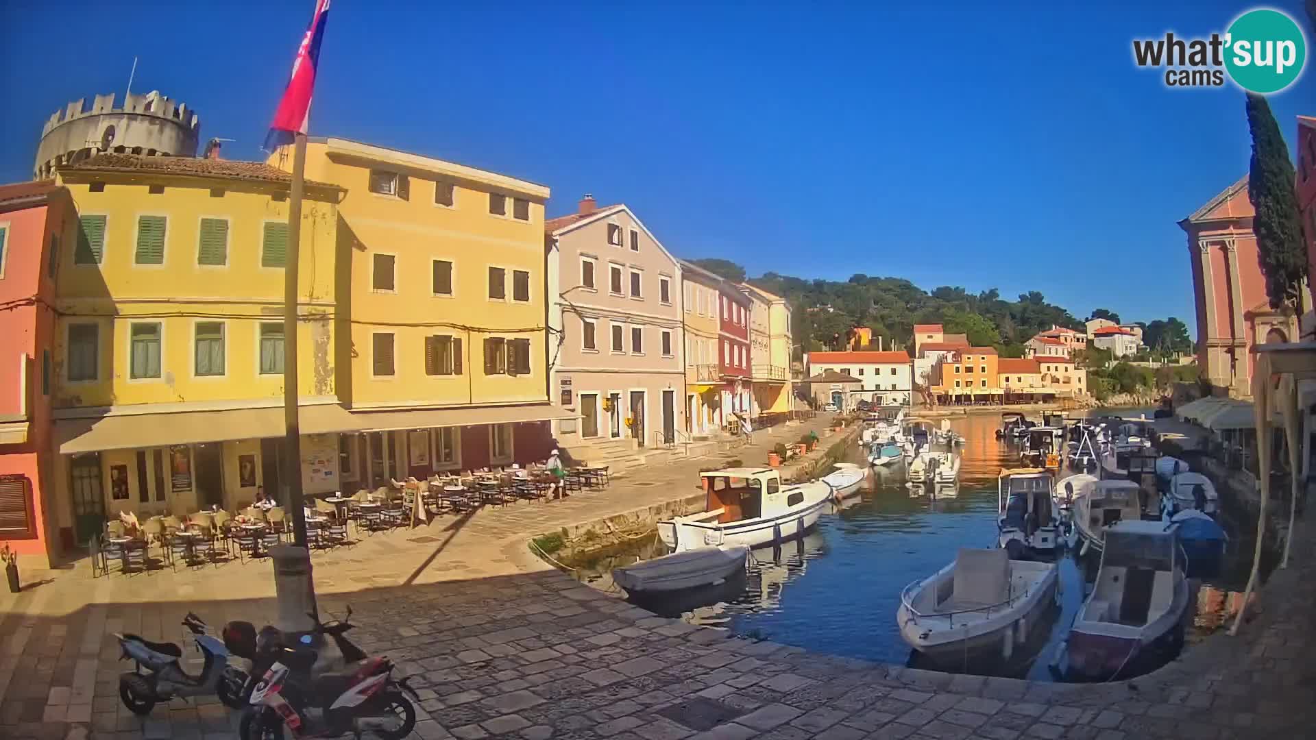 Webcam Streaming – El puerto de Veli Lošinj