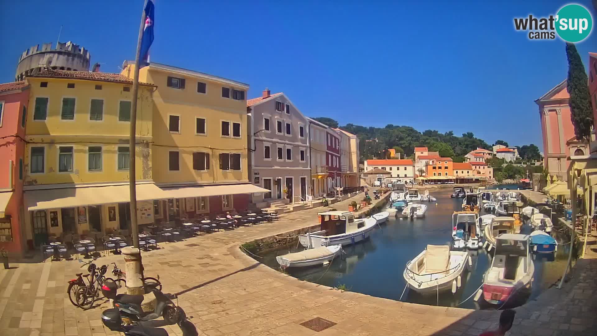 Webcam Live – The harbor of Veli Lošinj