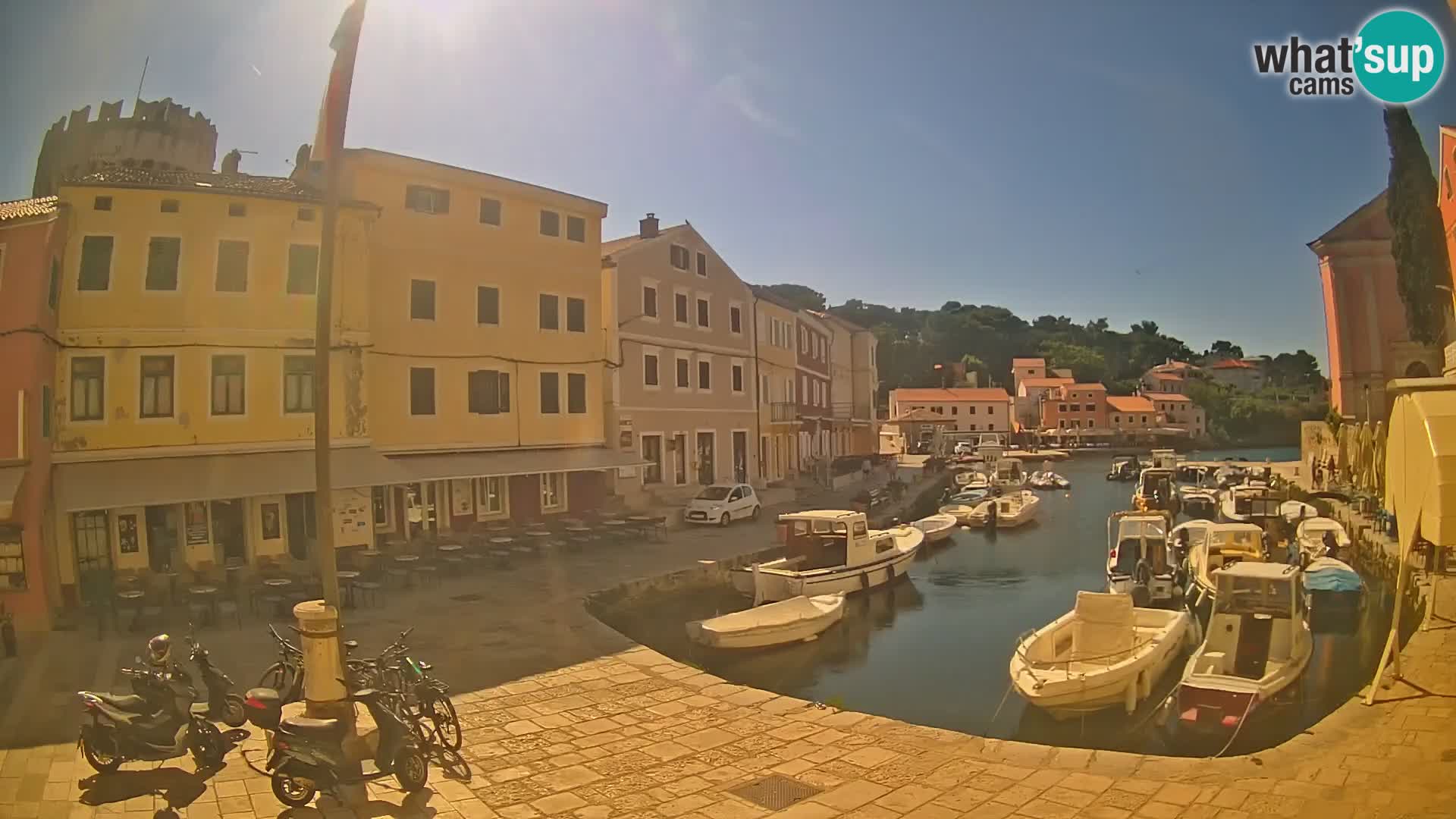 Webcam Live – The harbor of Veli Lošinj