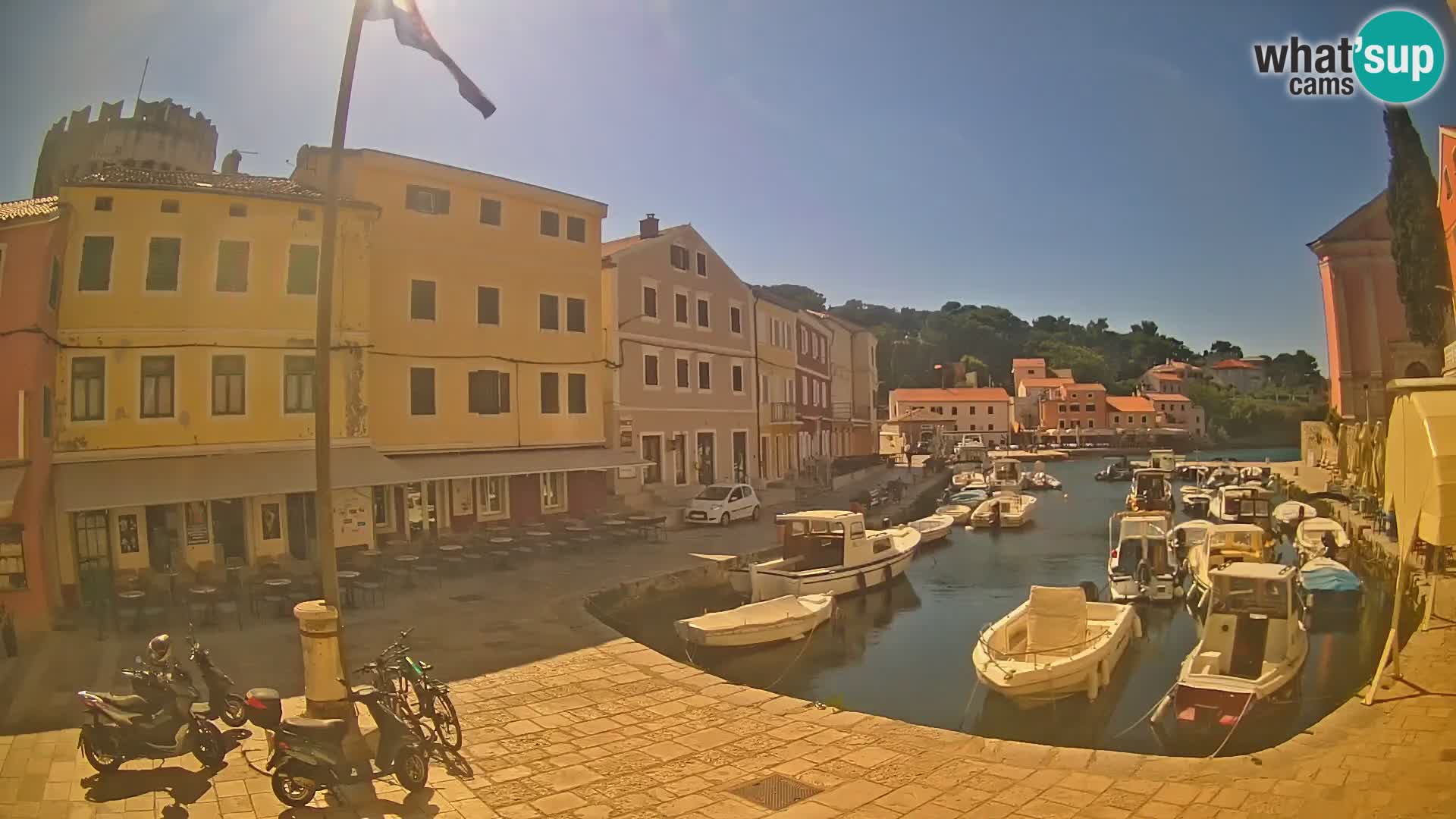 Webcam Live – The harbor of Veli Lošinj