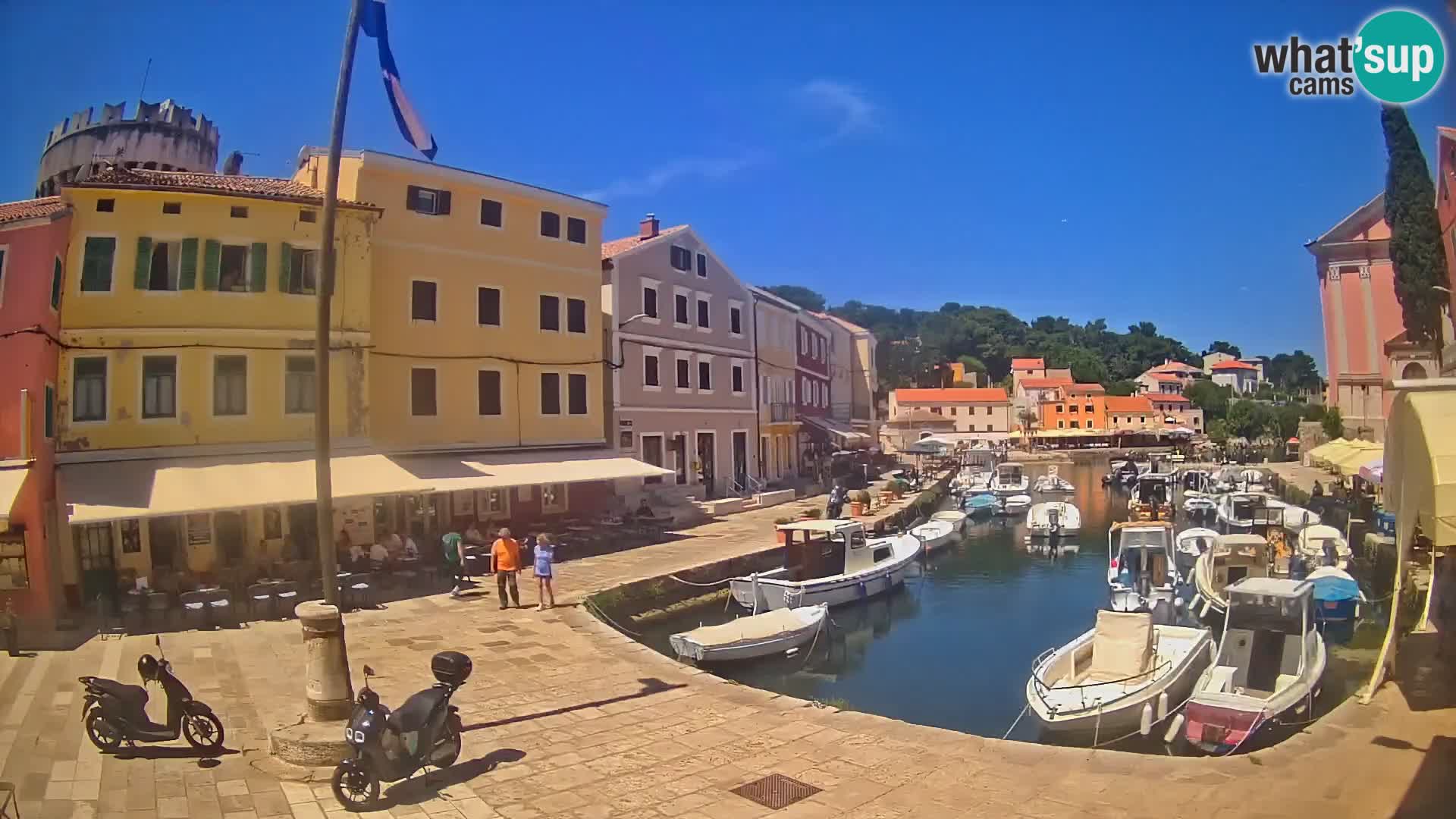Webcam Live – The harbor of Veli Lošinj
