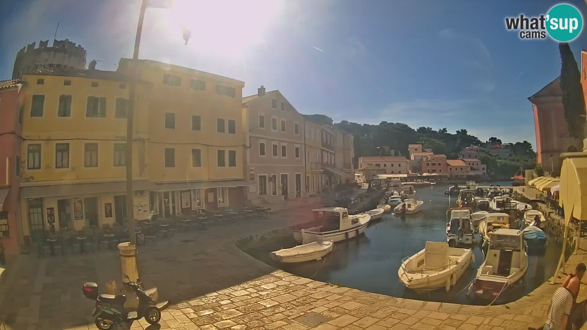Webcam Live – The harbor of Veli Lošinj