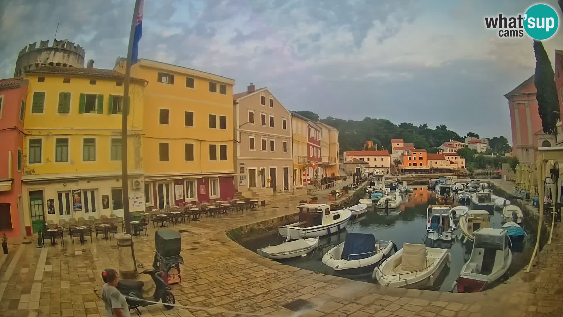 Webcam Live – The harbor of Veli Lošinj