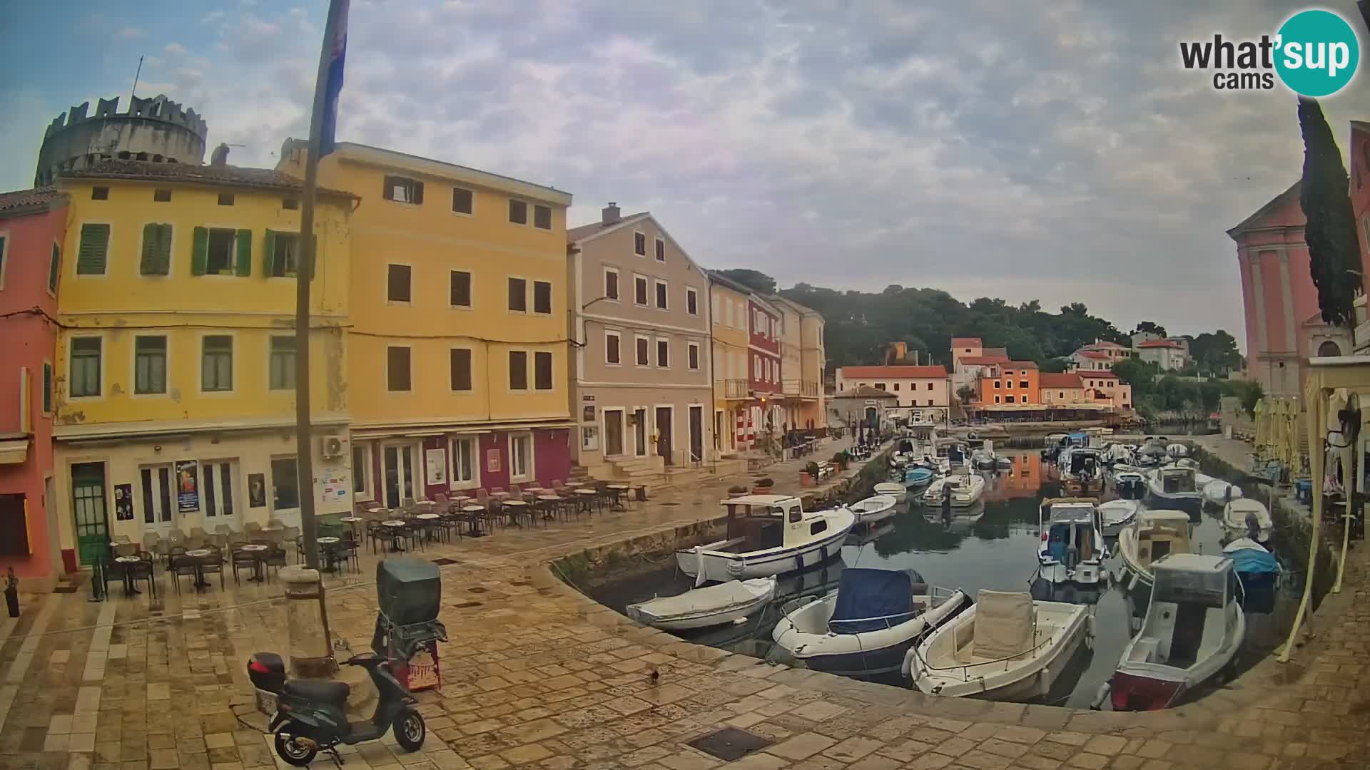 Webcam Live – The harbor of Veli Lošinj