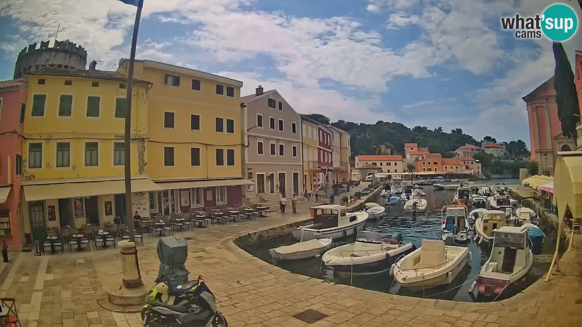Webcam Live – The harbor of Veli Lošinj