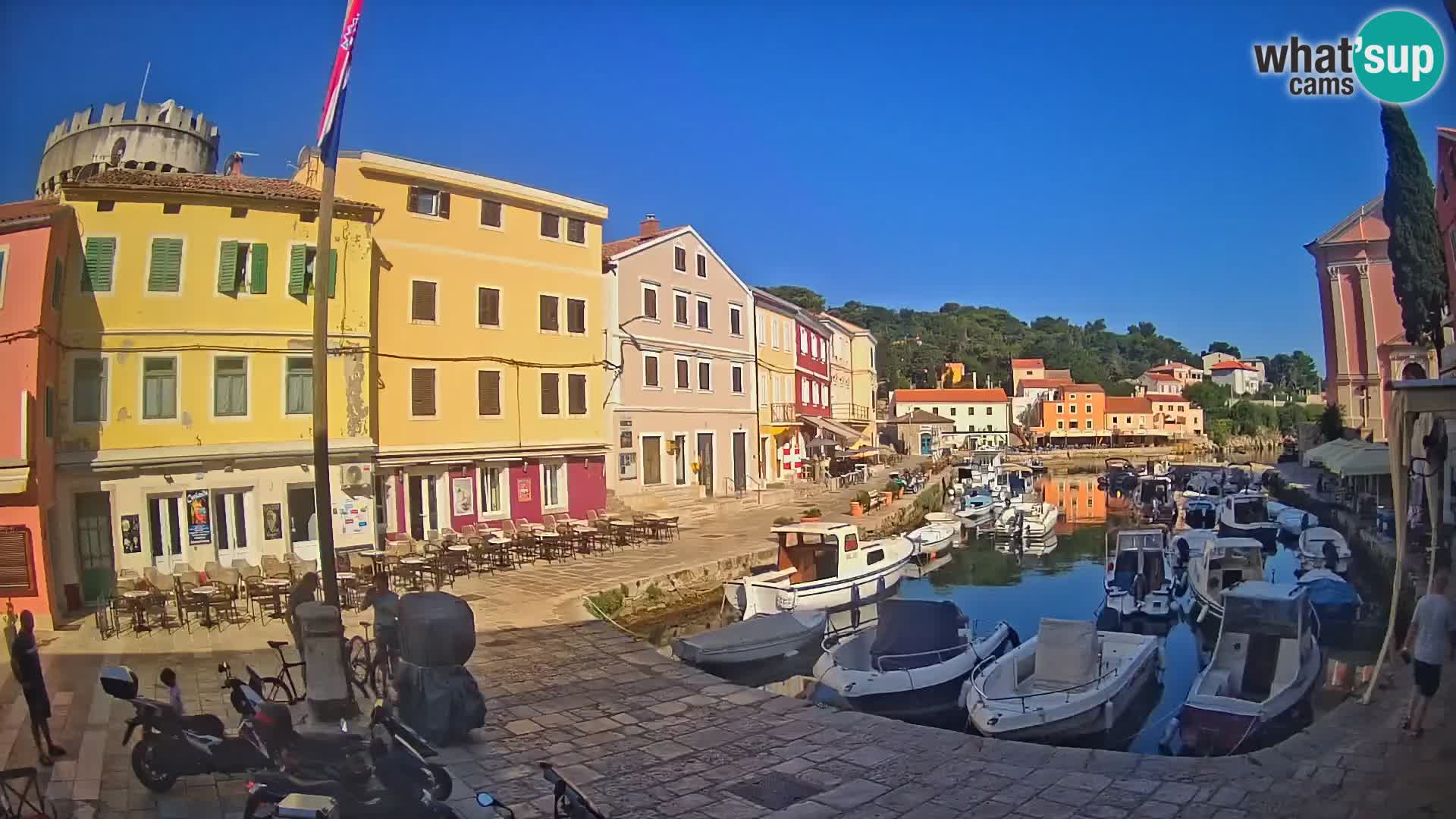 Webcam Live – The harbor of Veli Lošinj