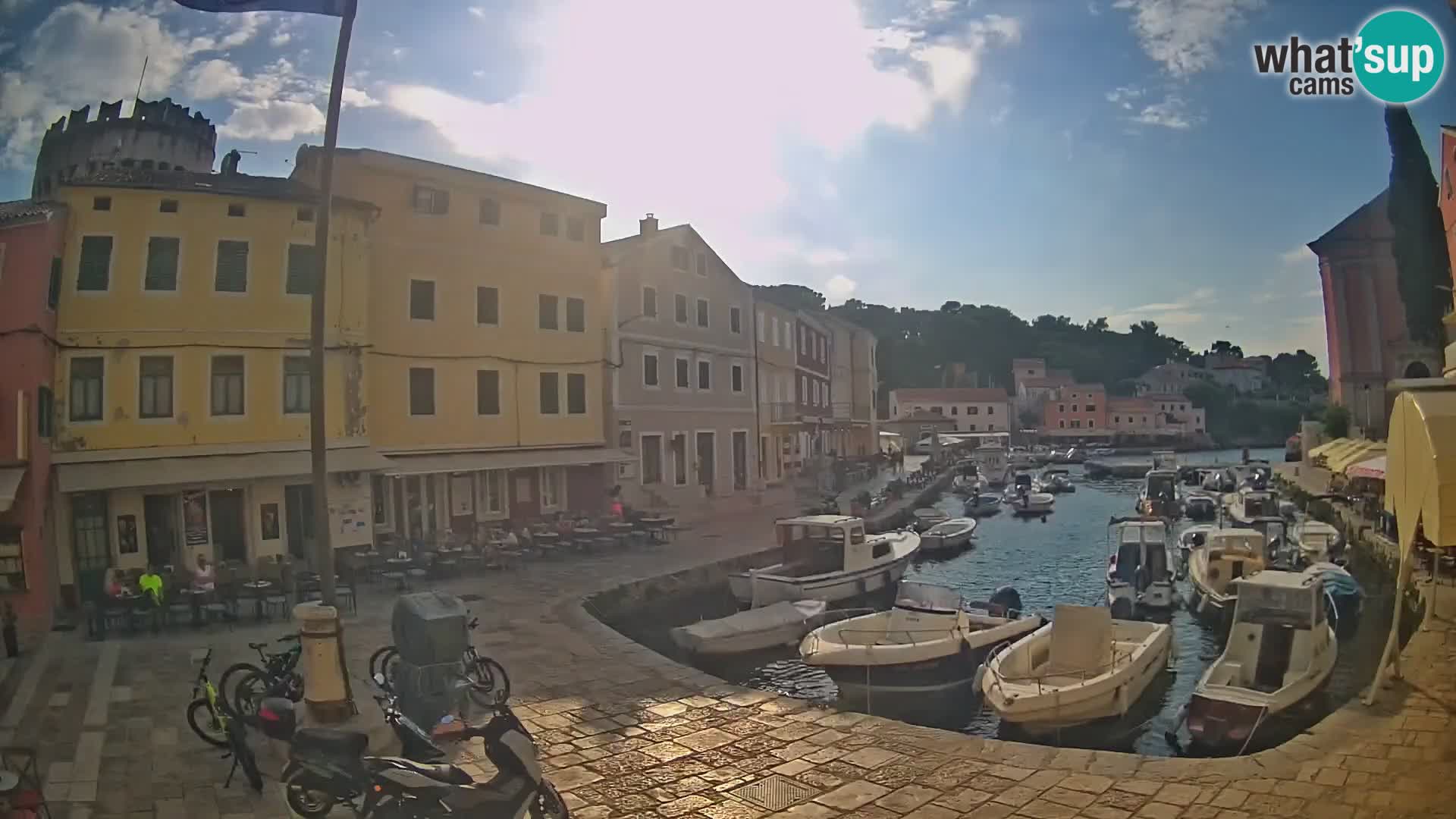 Webcam Live – The harbor of Veli Lošinj